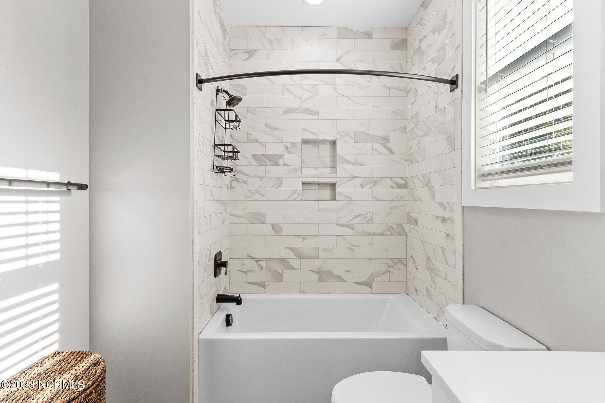 319 The Cape Boulevard