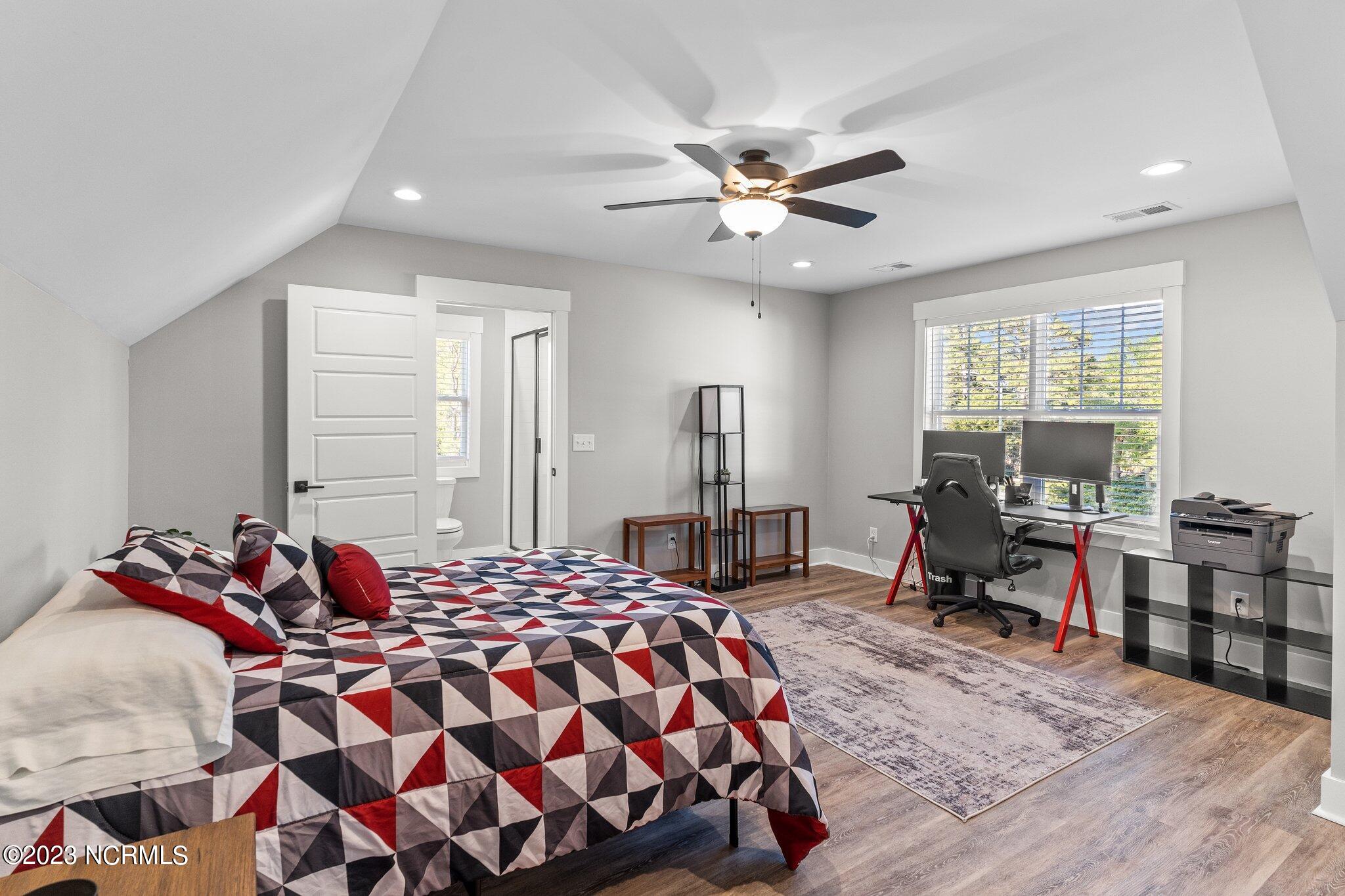 319 The Cape Boulevard