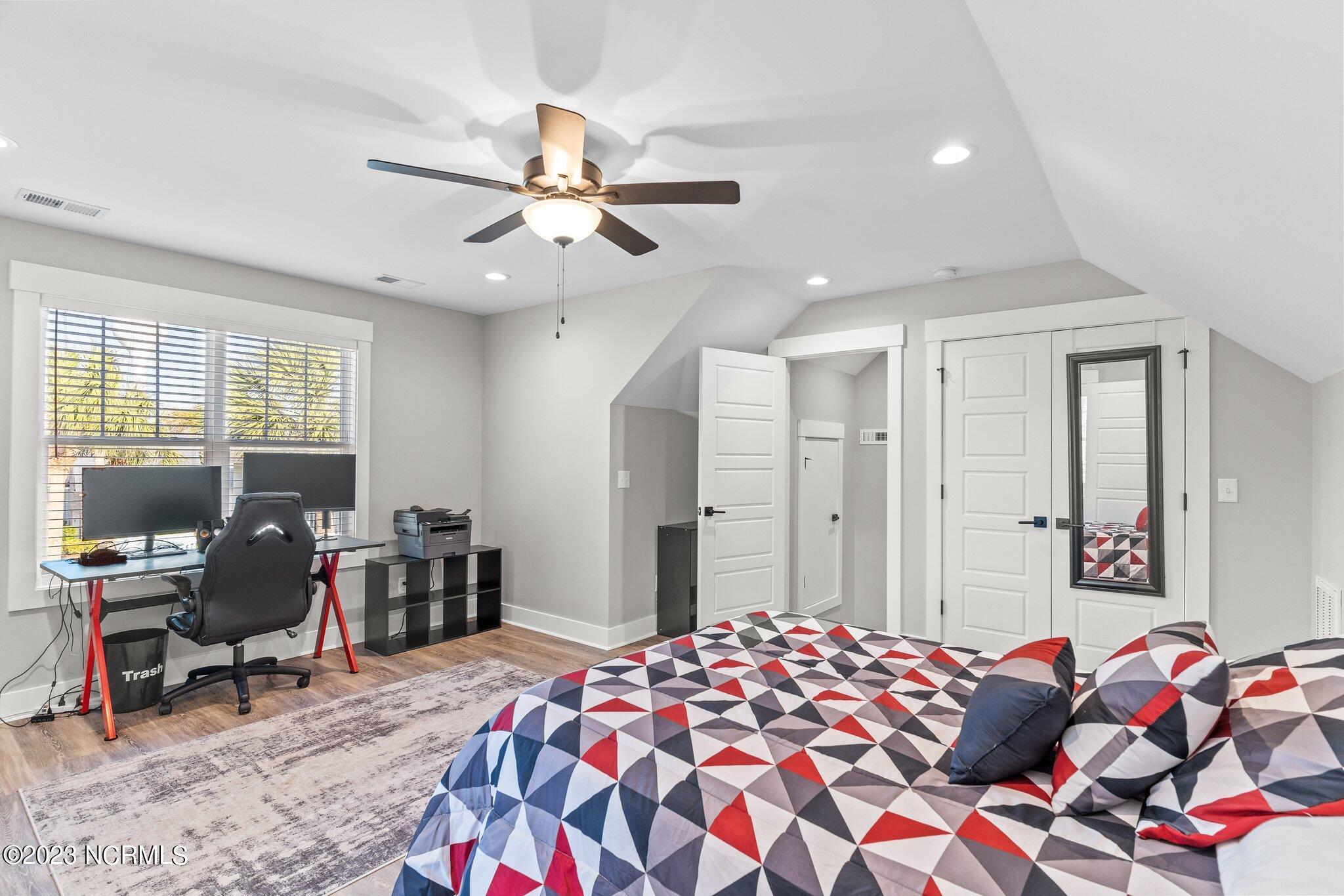 319 The Cape Boulevard