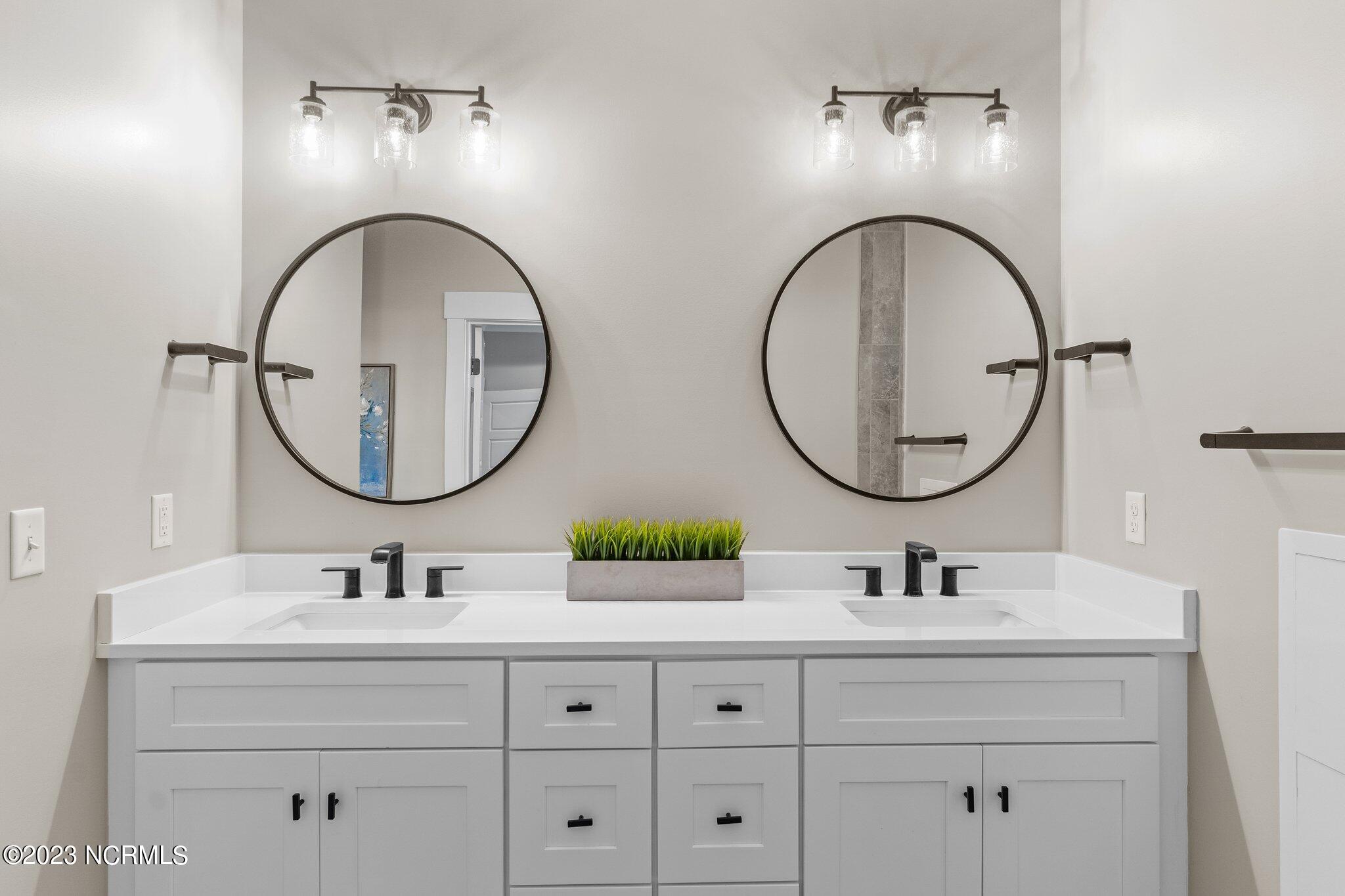 319 The Cape Boulevard