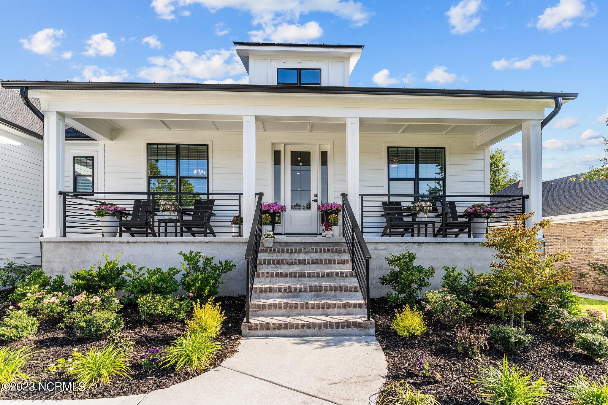 319 The Cape Boulevard