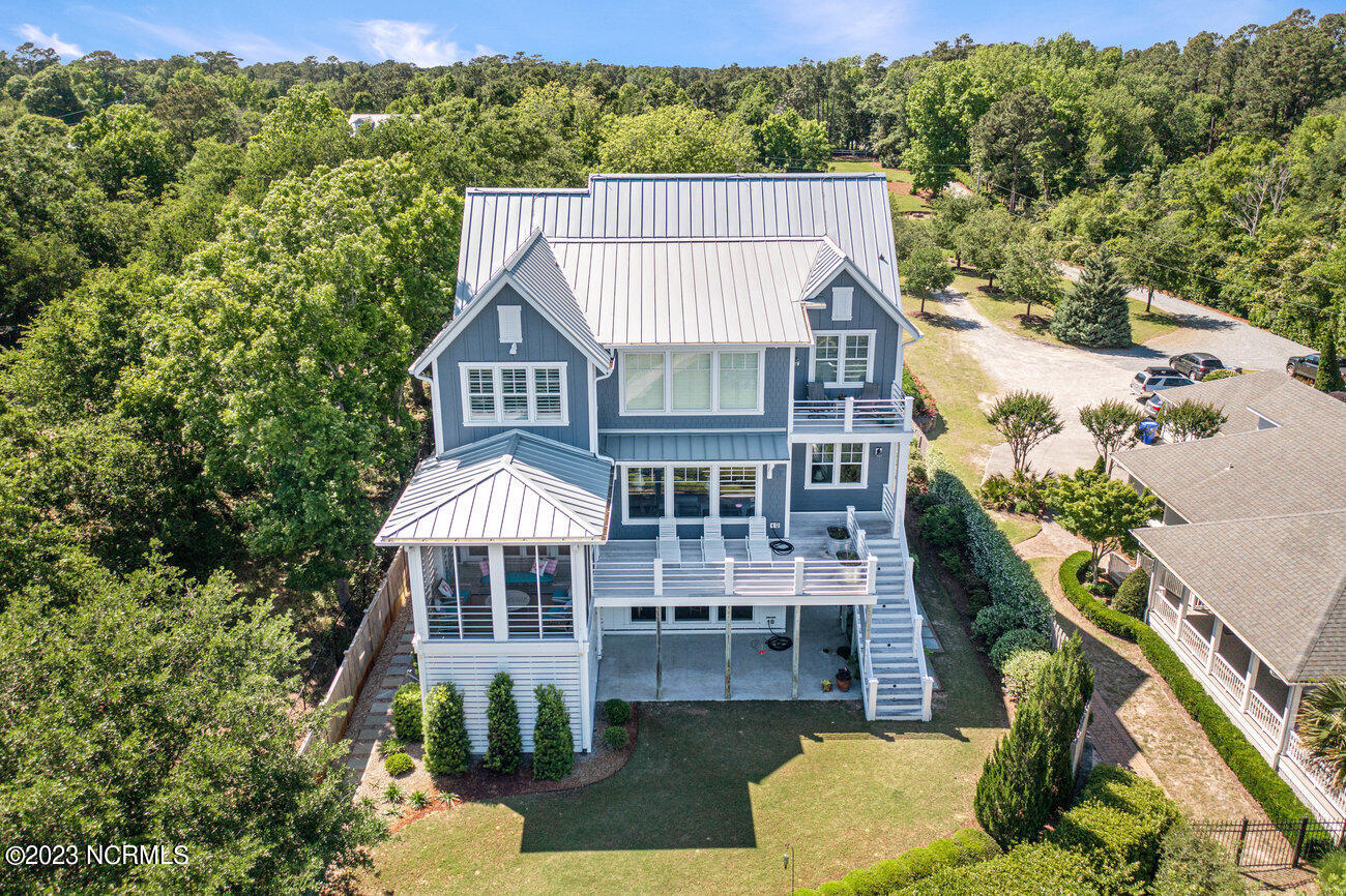 1450 Edgewater Club Road