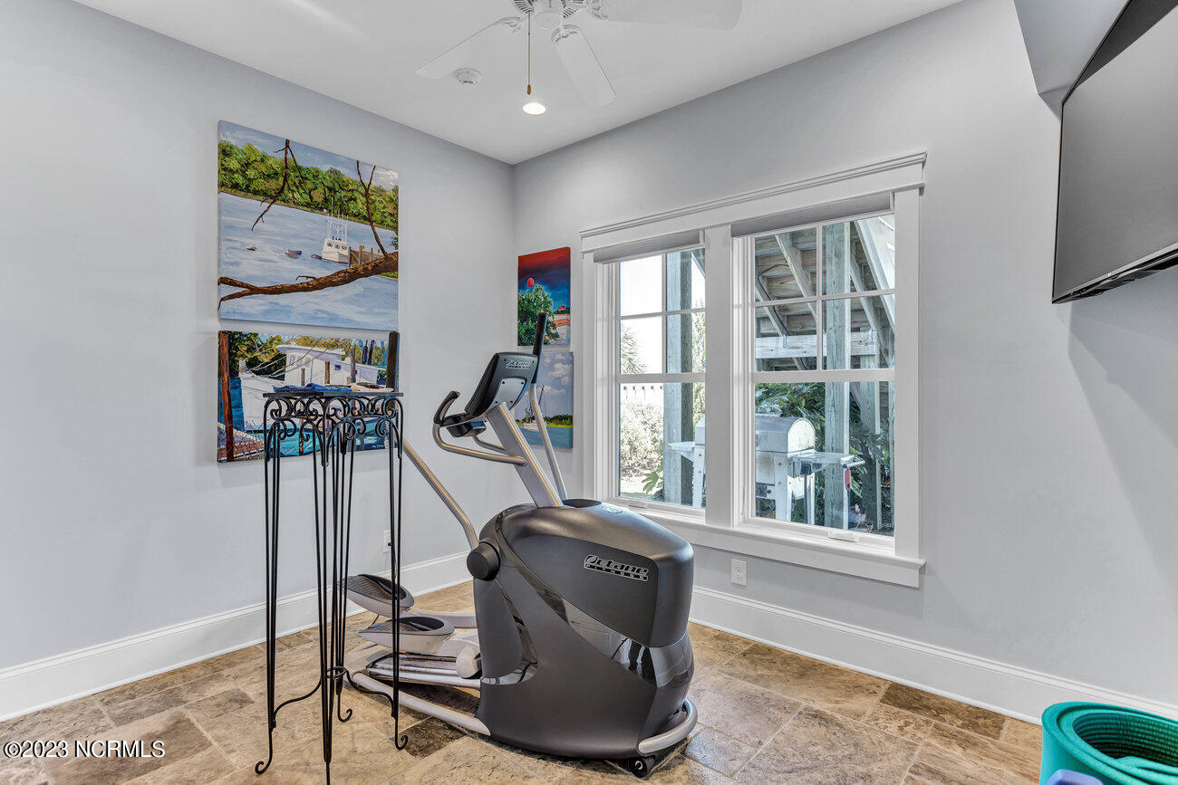 1450 Edgewater Club Road