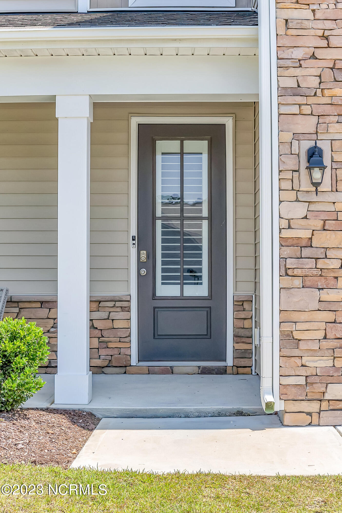 433 Esthwaite Drive SE