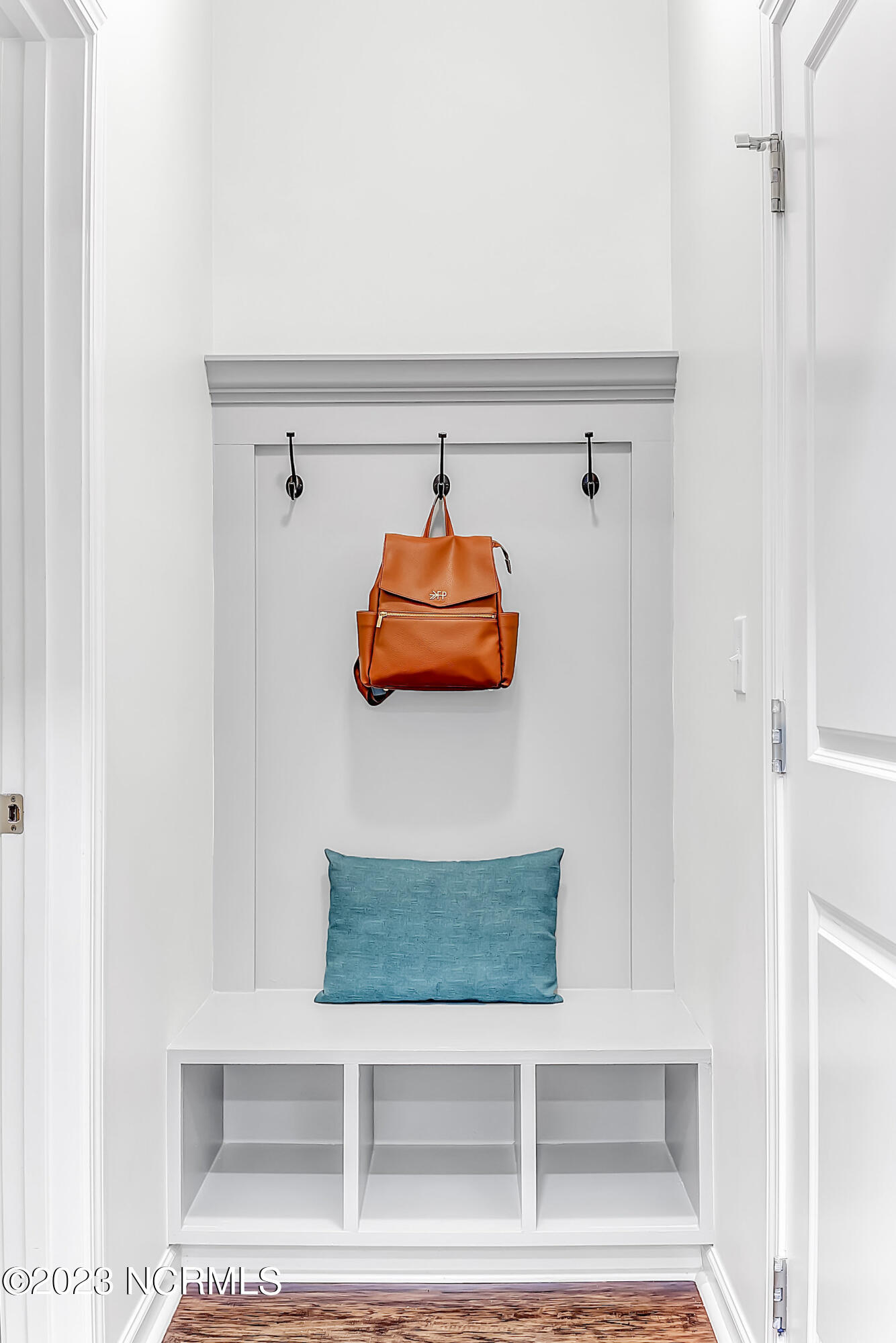 433 Esthwaite Drive SE