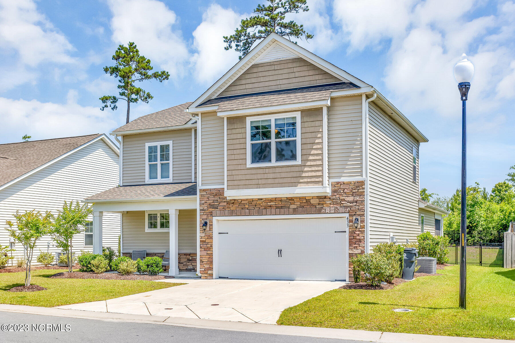 433 Esthwaite Drive SE