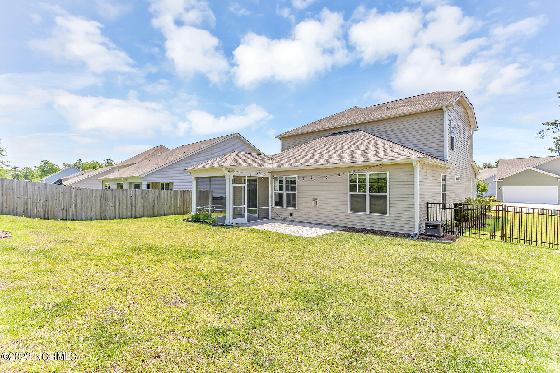 433 Esthwaite Drive SE