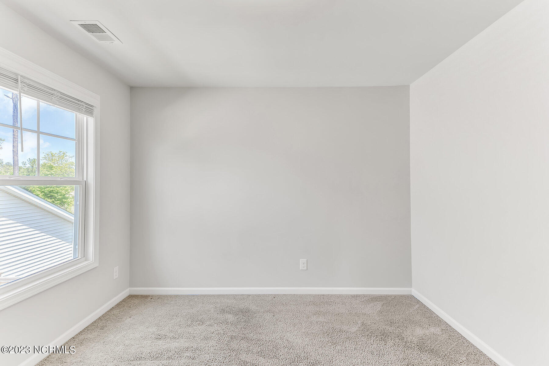 433 Esthwaite Drive SE