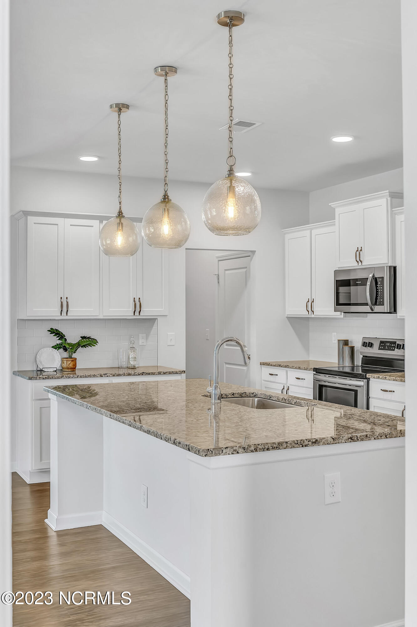 433 Esthwaite Drive SE