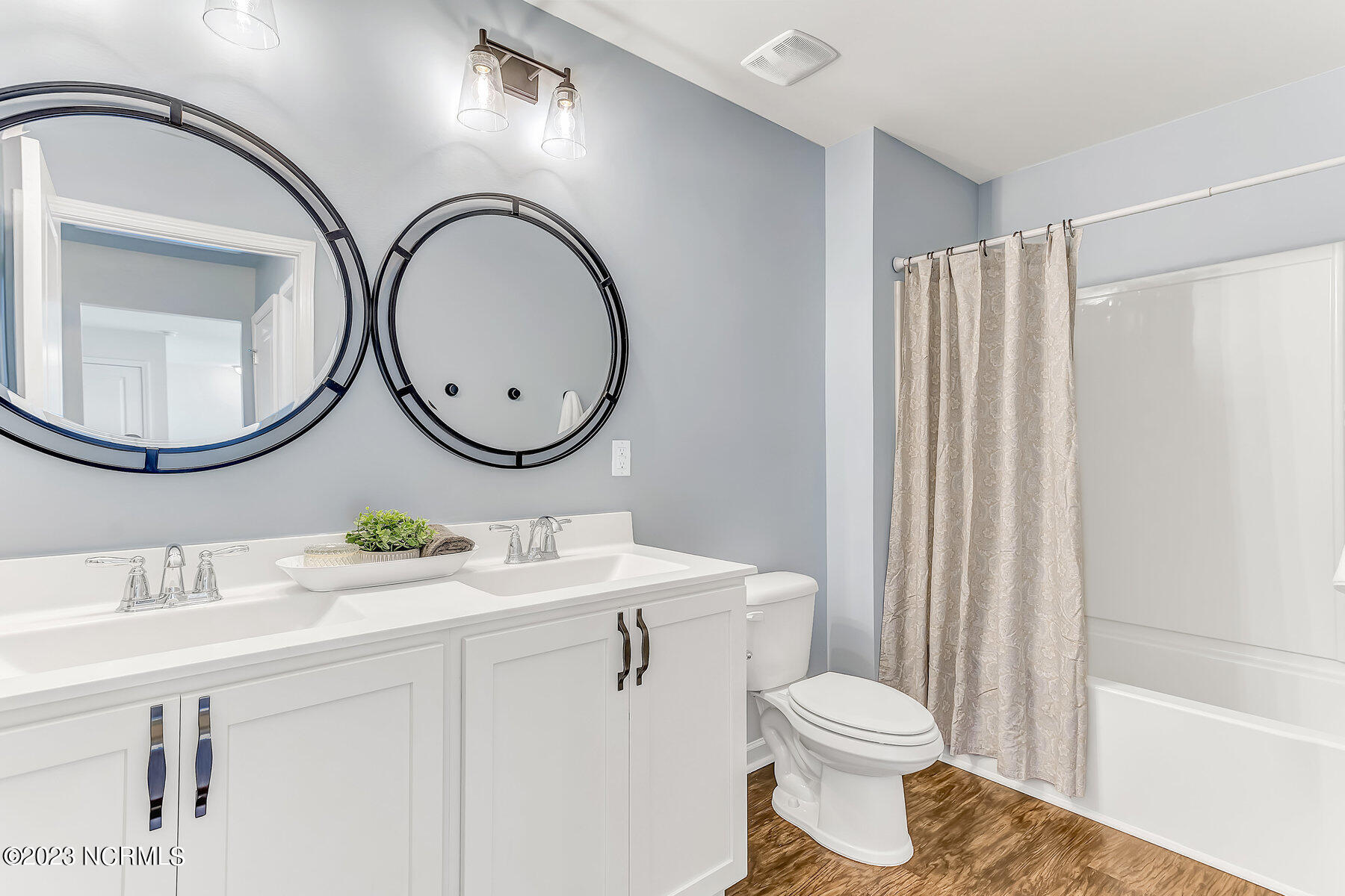 433 Esthwaite Drive SE