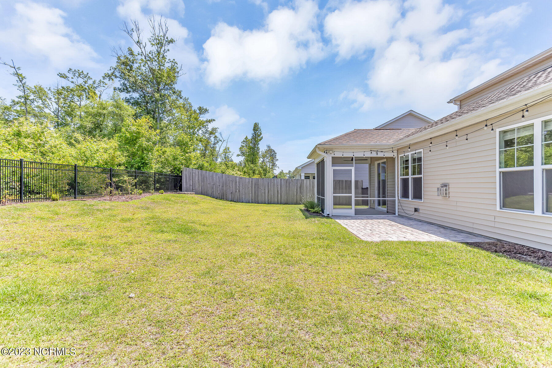 433 Esthwaite Drive SE