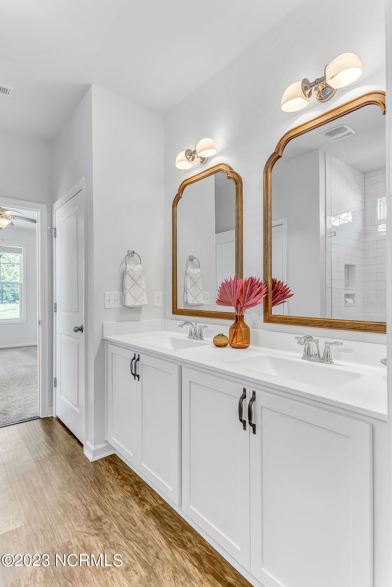 433 Esthwaite Drive SE