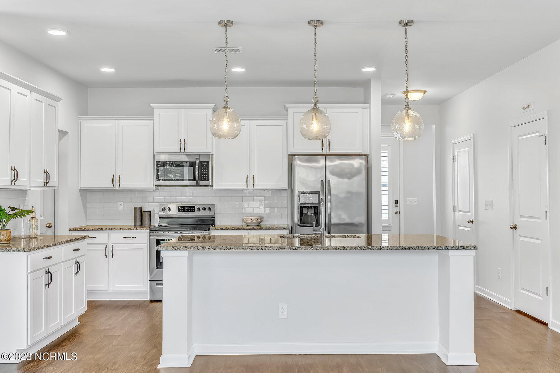 433 Esthwaite Drive SE