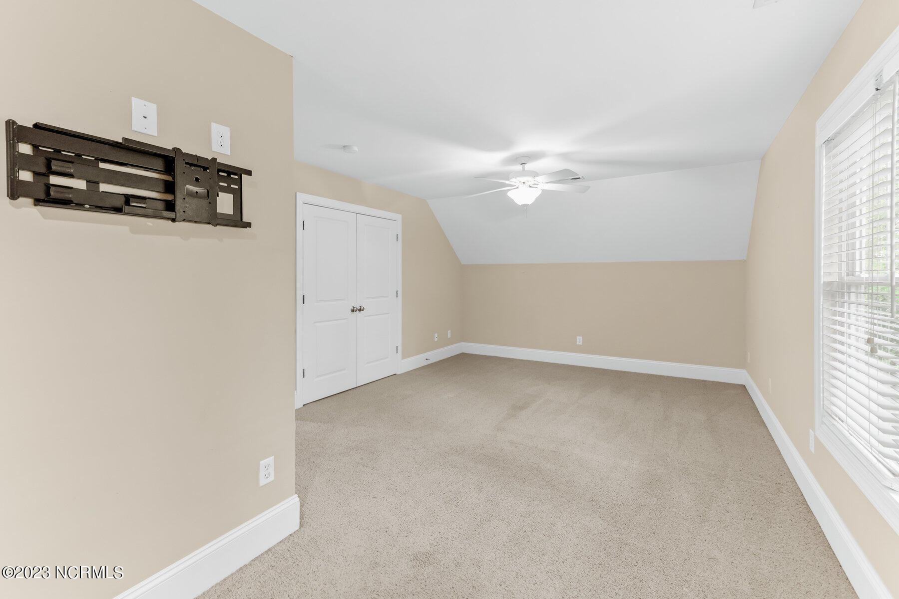 8920 New Forest Drive