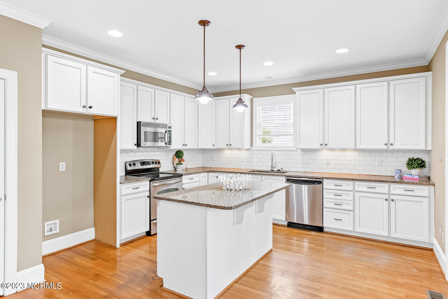 8920 New Forest Drive