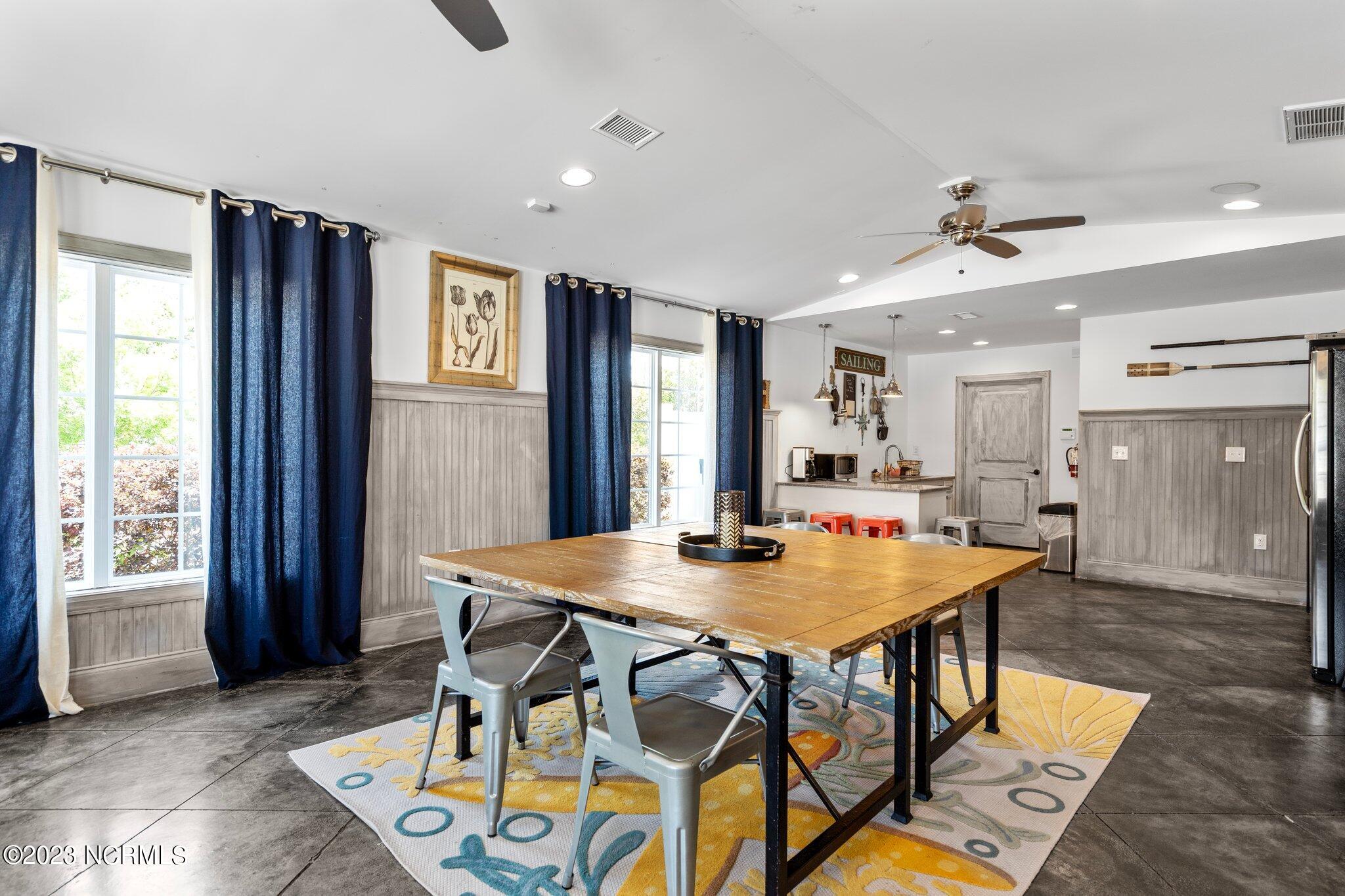 623 Cambeck Drive SE, Unit 1