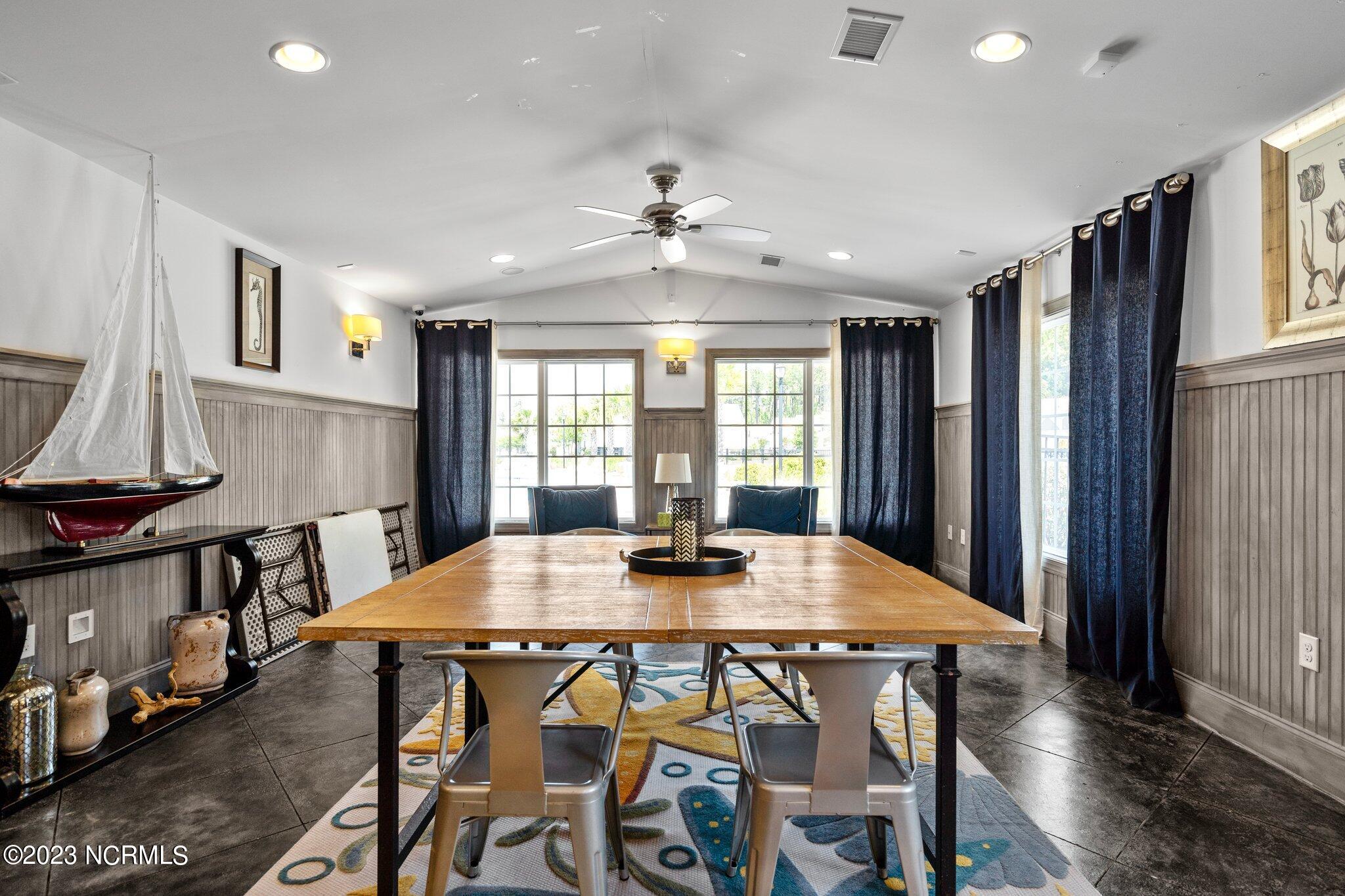 623 Cambeck Drive SE, Unit 1