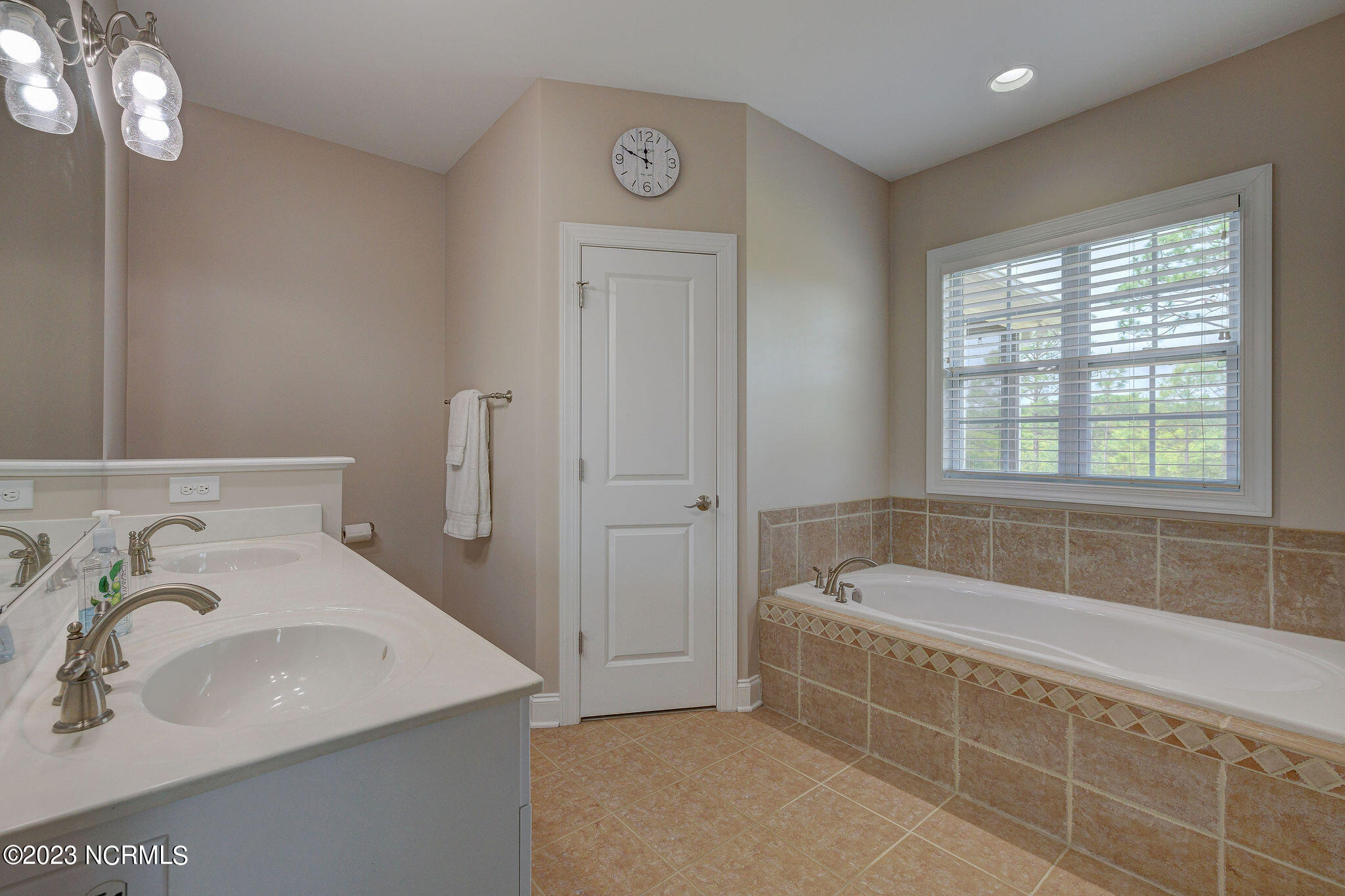 511 Scrub Oaks Drive