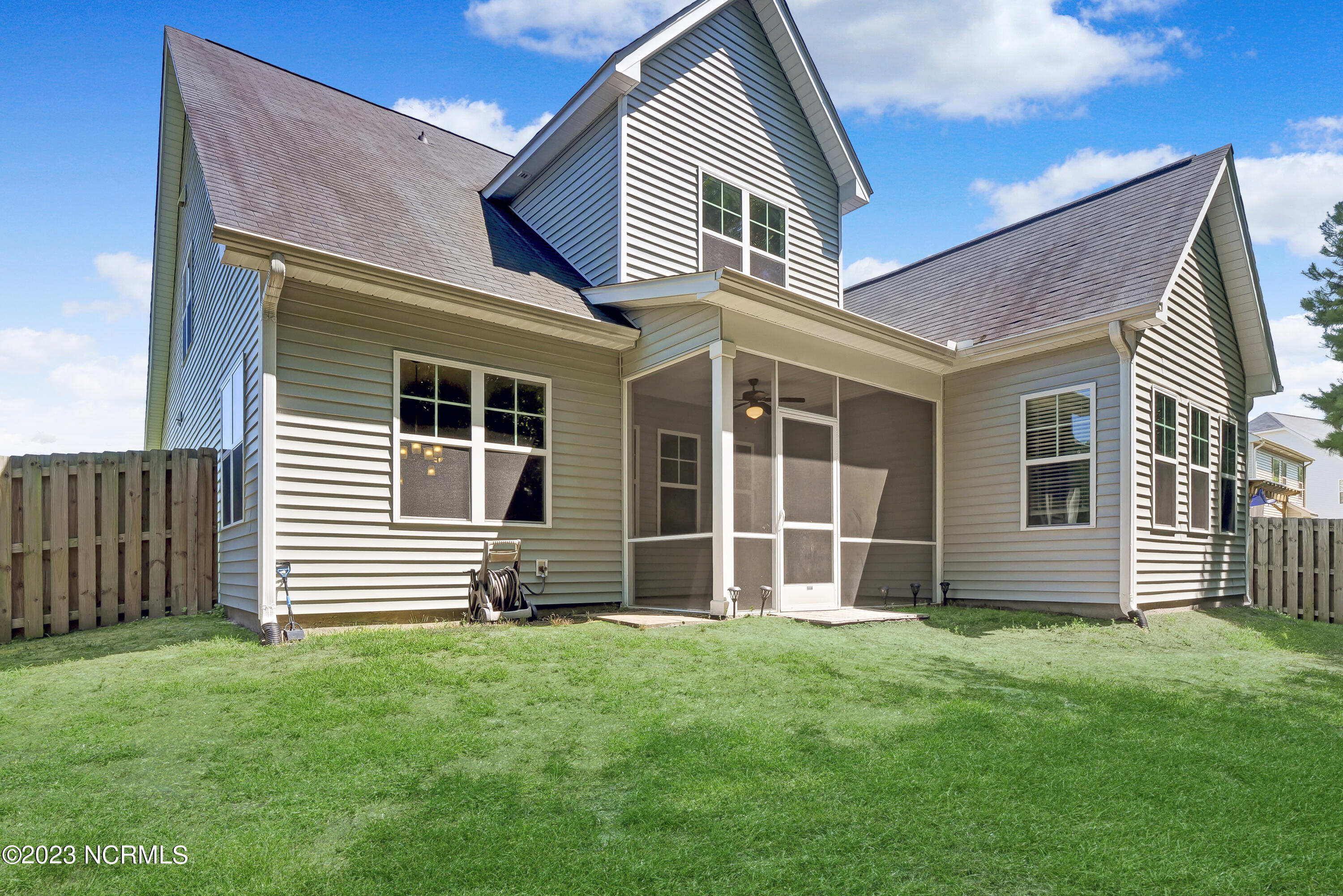 8512 Lanvale Forest Drive