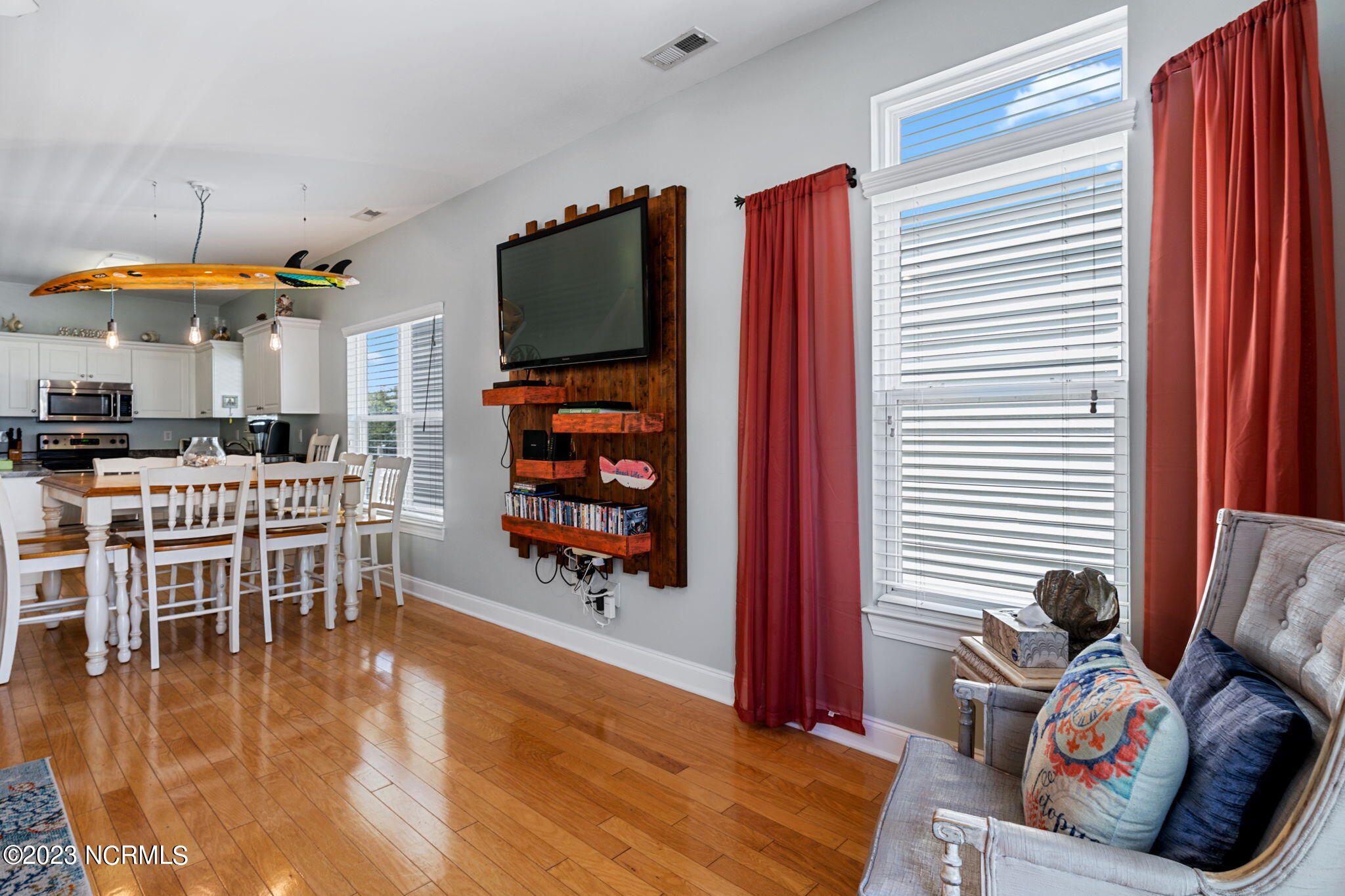 1318 Snapper Lane, 2