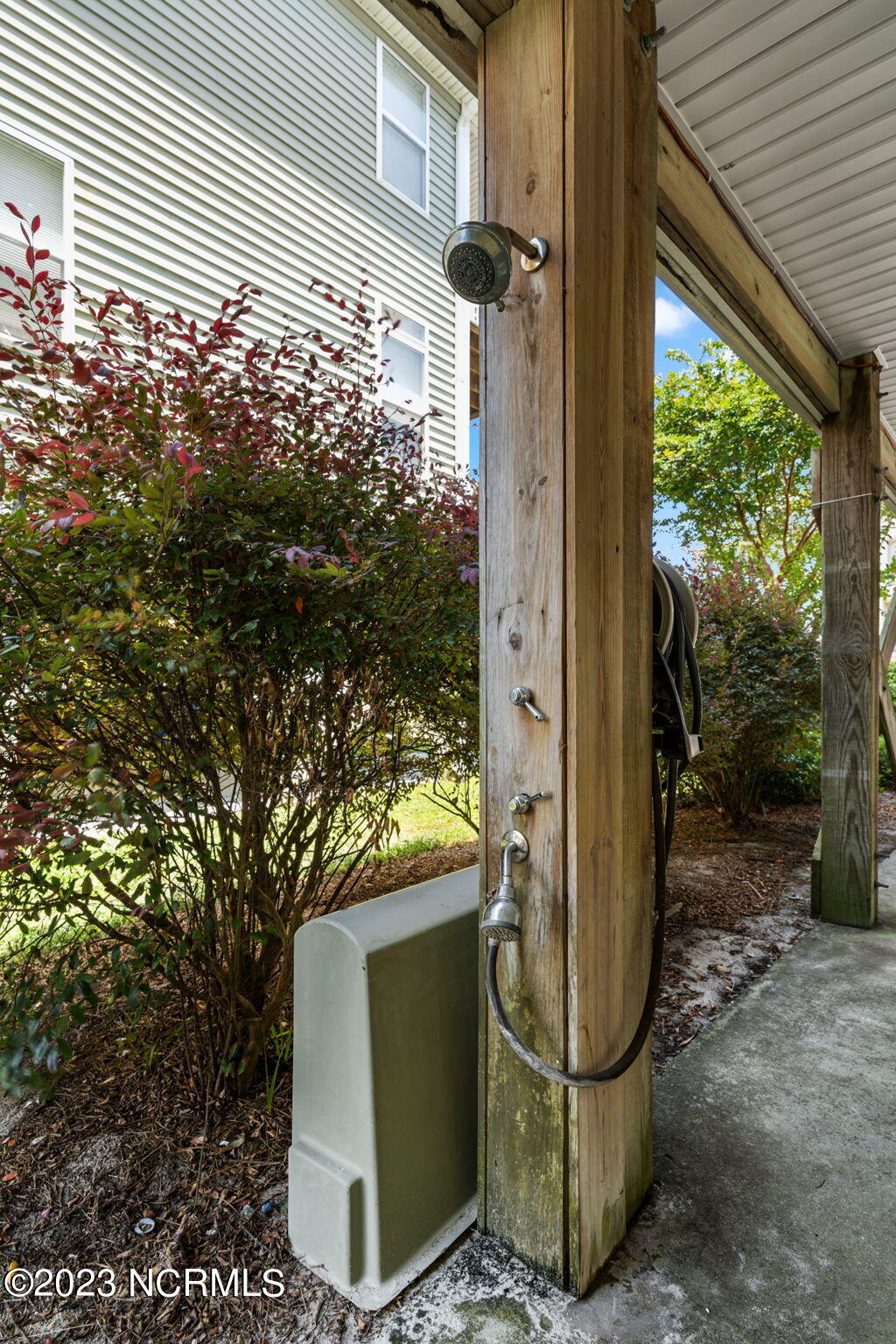 1318 Snapper Lane, 2
