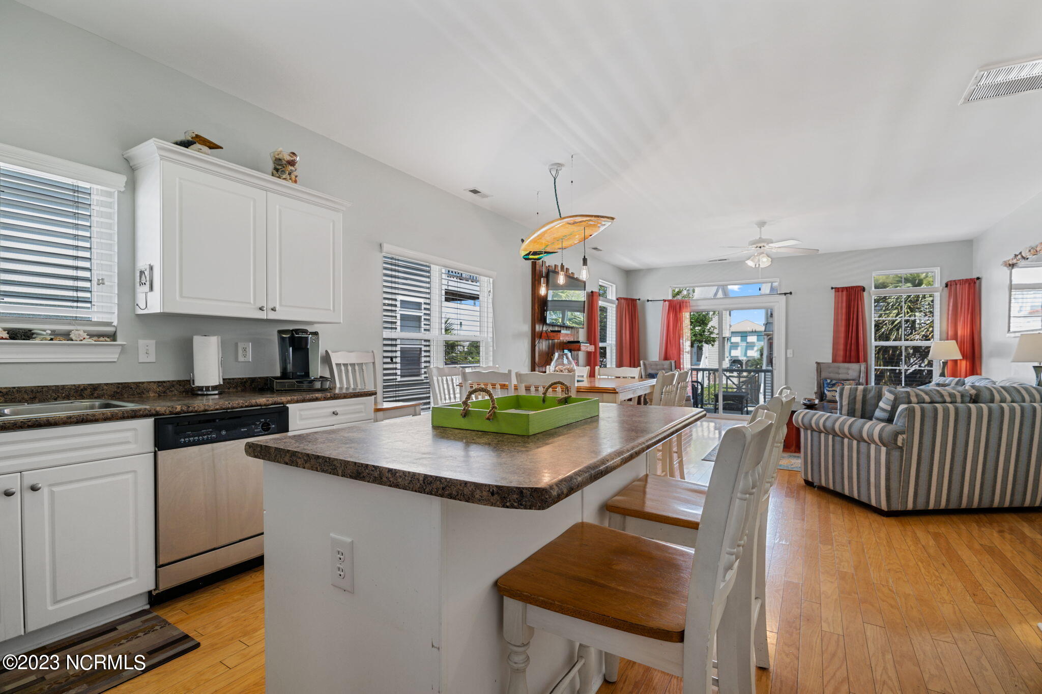 1318 Snapper Lane, 2