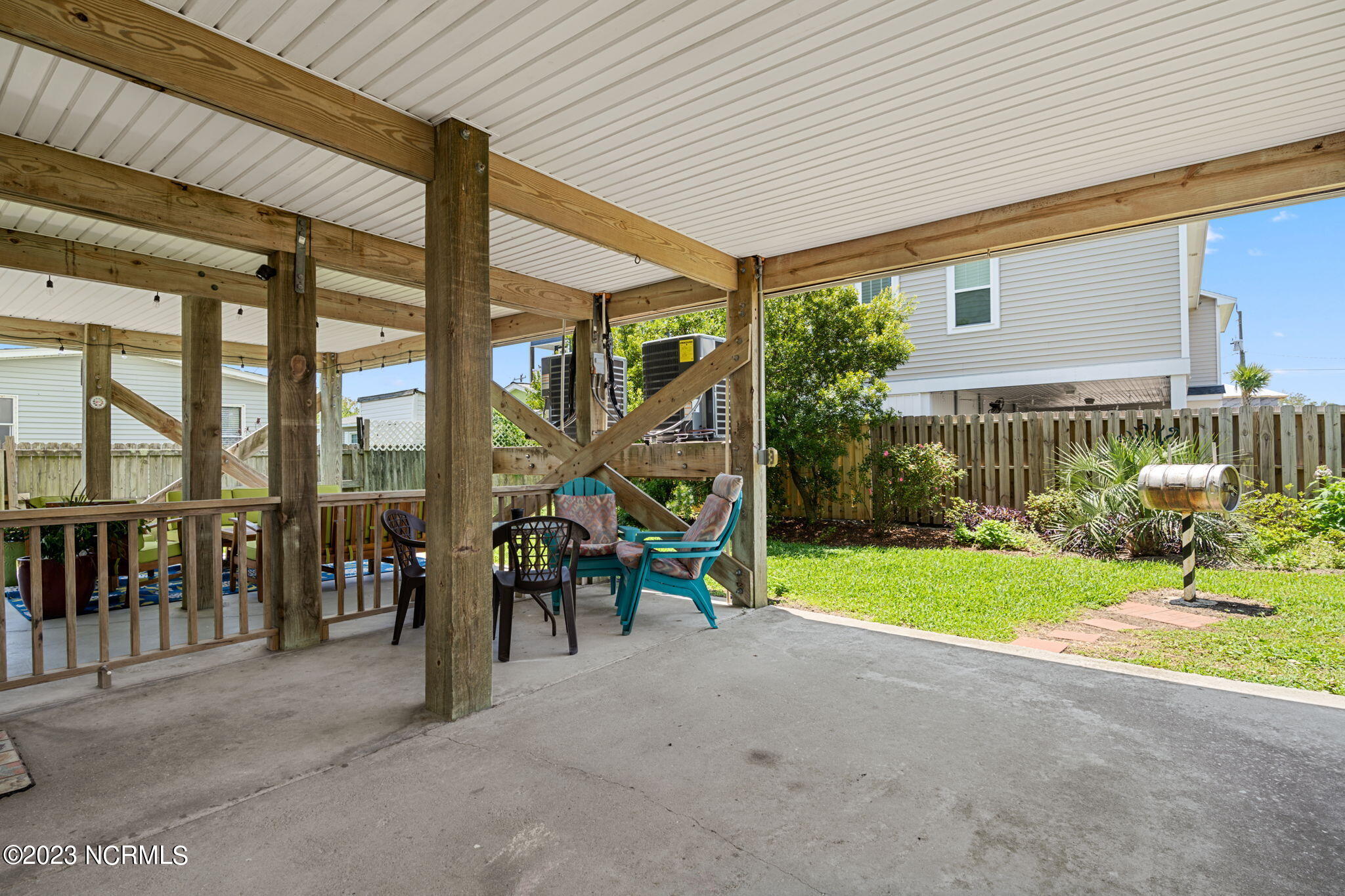 1318 Snapper Lane, 2