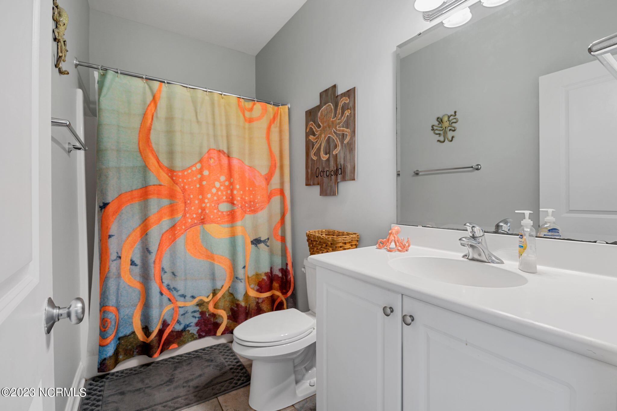 1318 Snapper Lane, 2