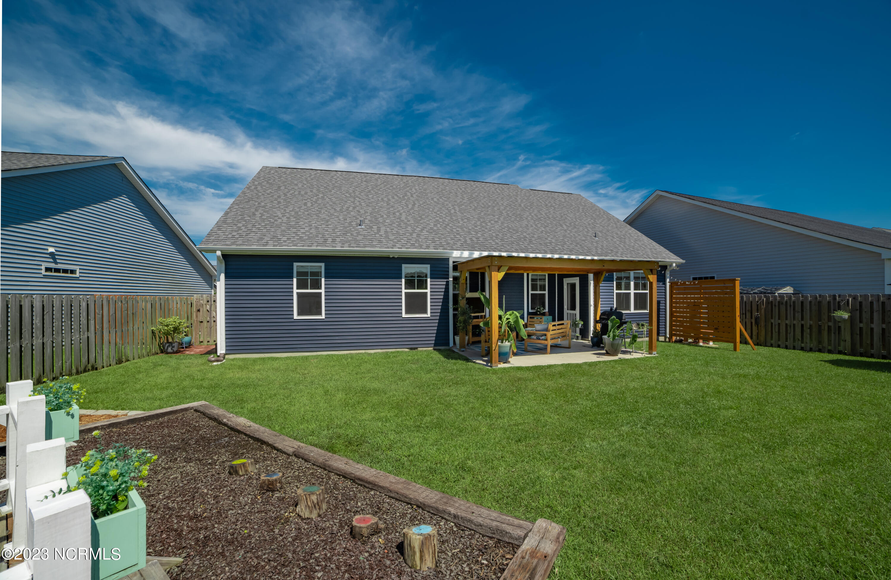 1212 Big Field Drive