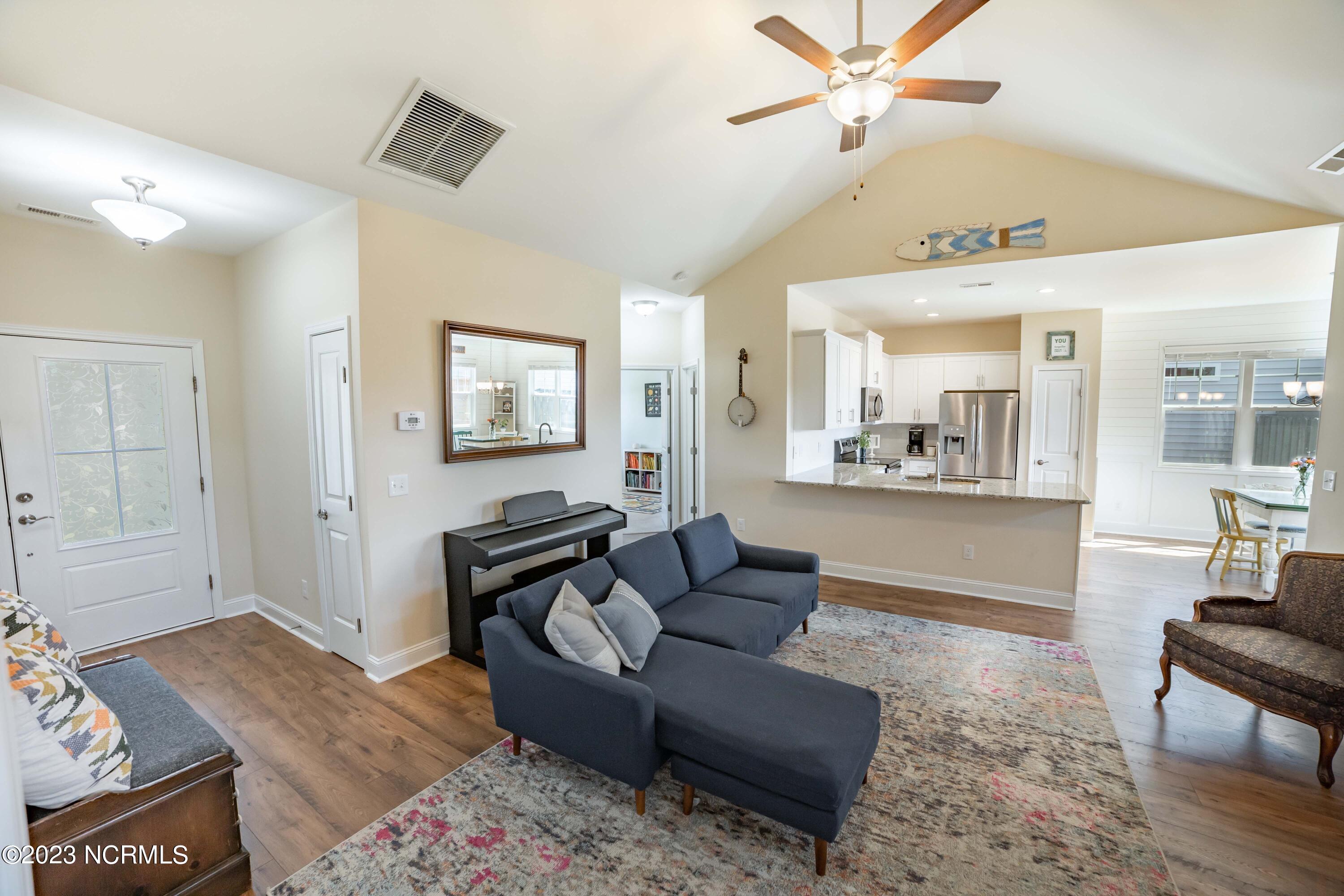 1212 Big Field Drive