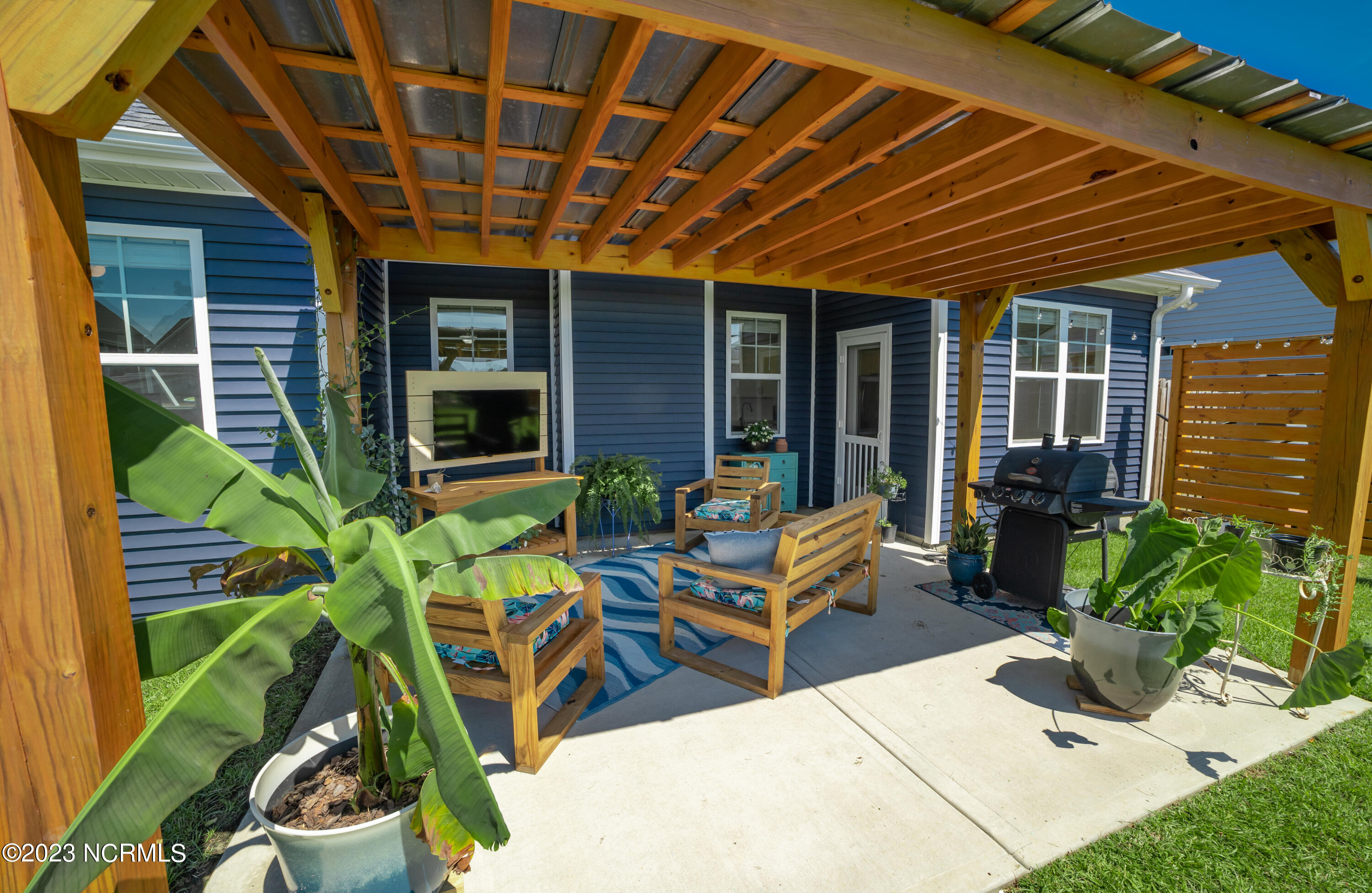 1212 Big Field Drive