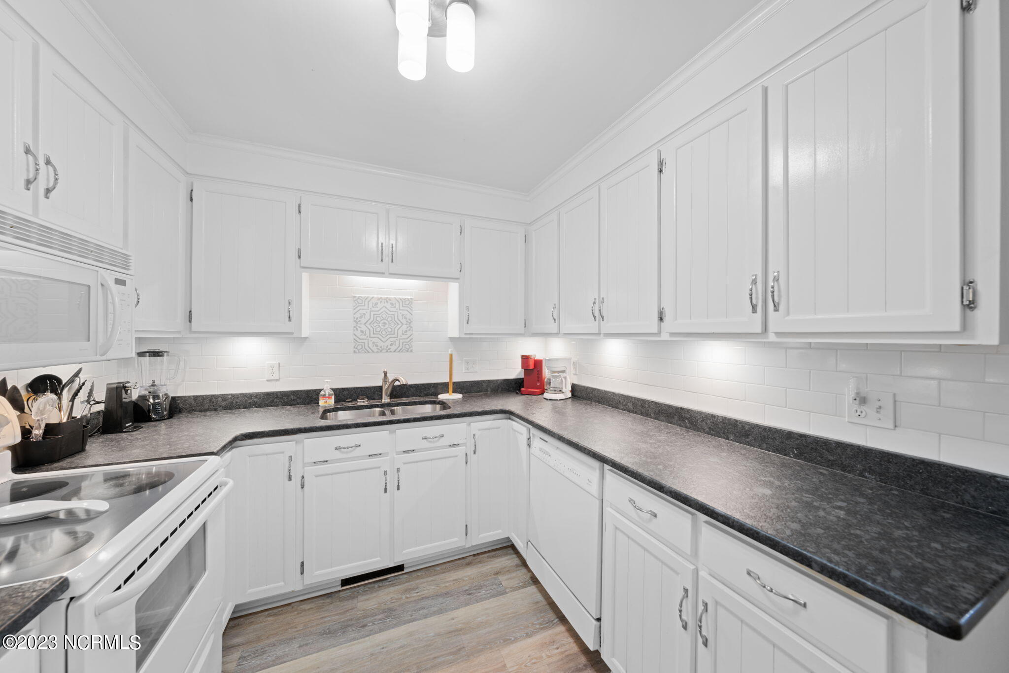 505 Carolina Beach Avenue N Unit: 1e