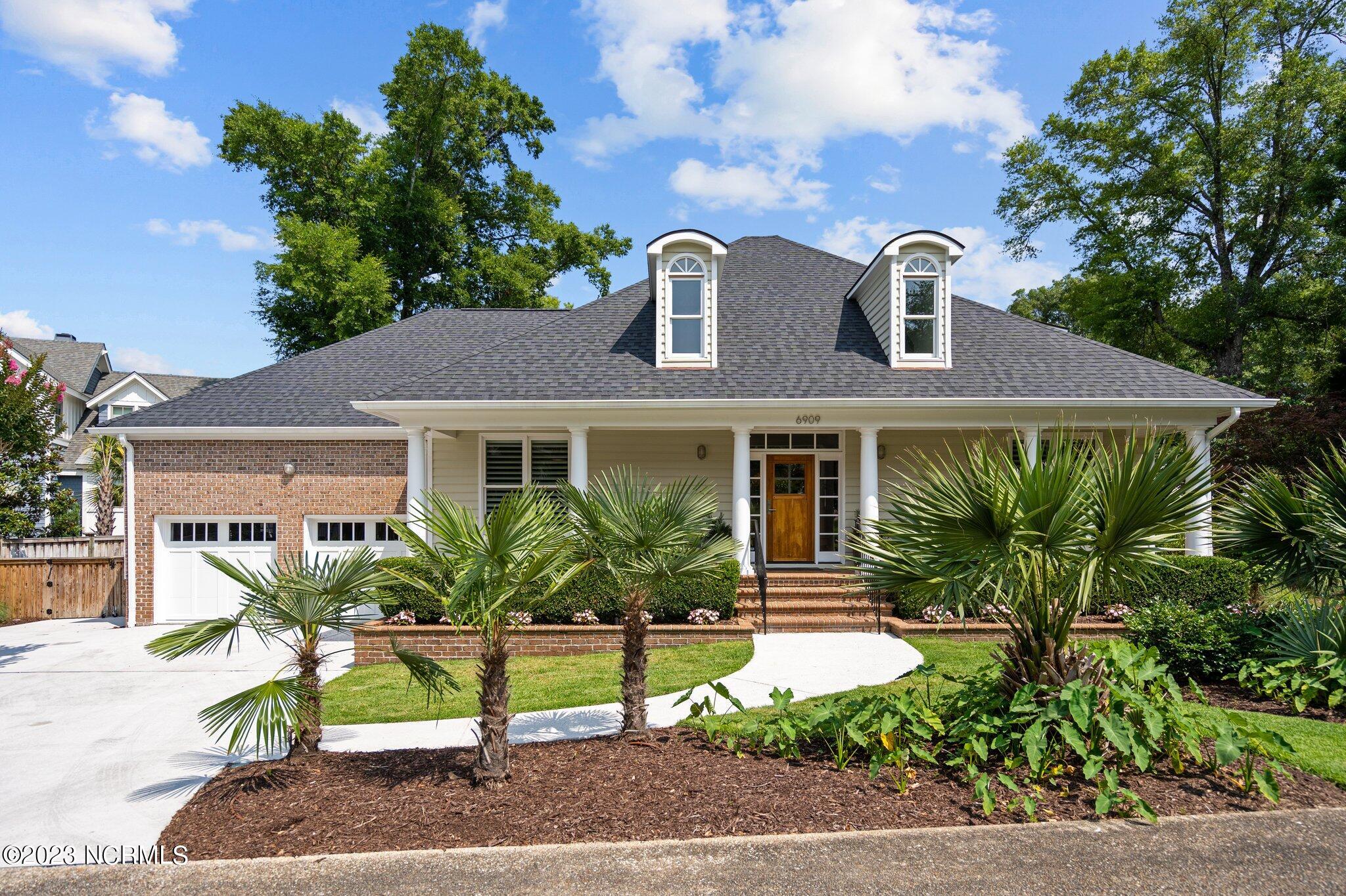 6909 Airlie Oaks Lane