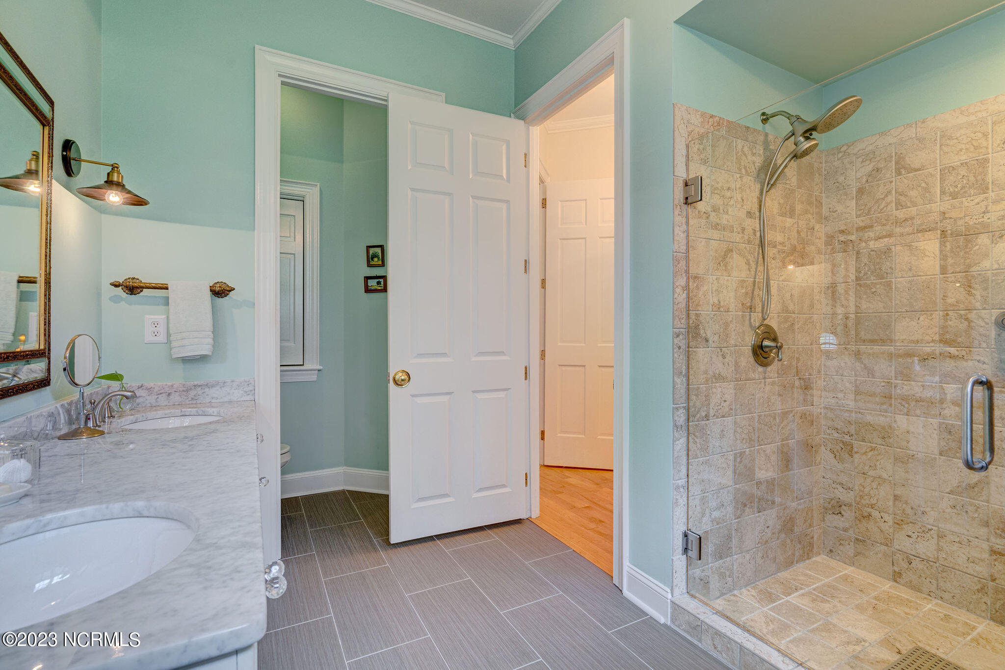 8345 Vintage Club Circle