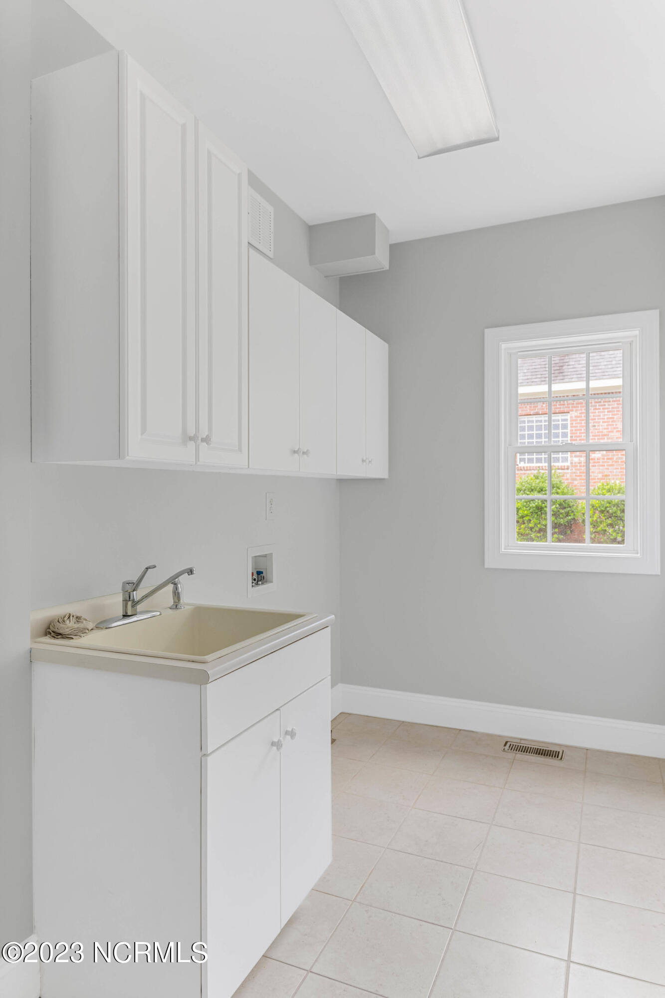 320 Folly Island Court