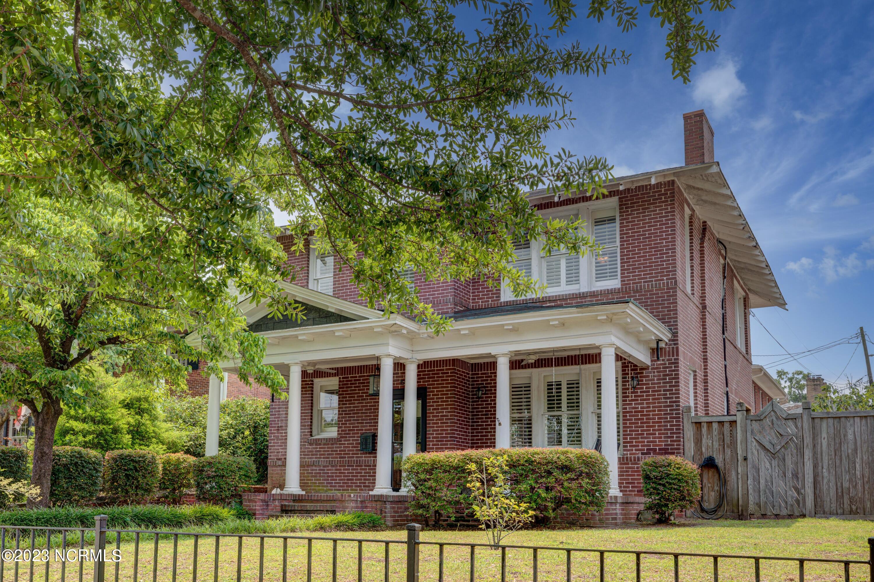 1506 Princess Street