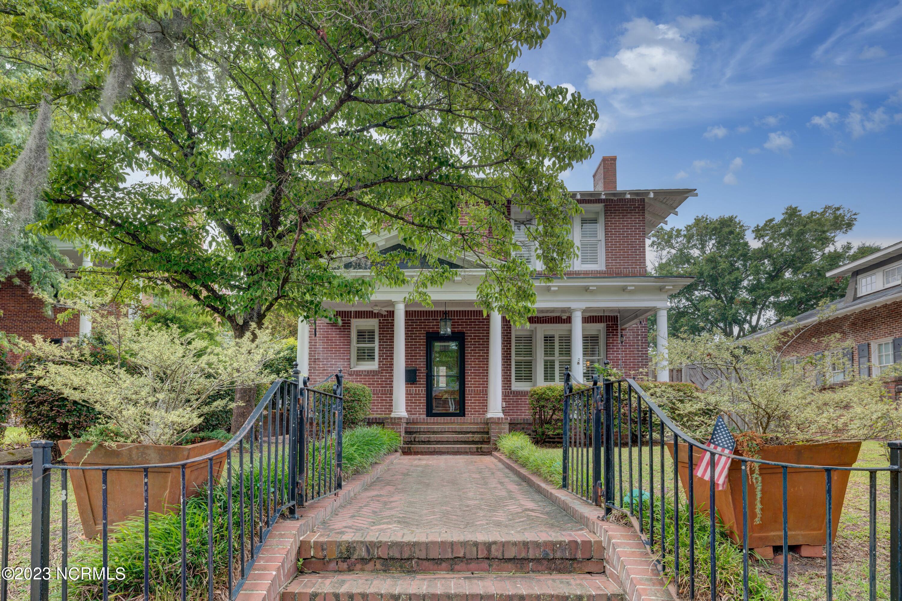 1506 Princess Street