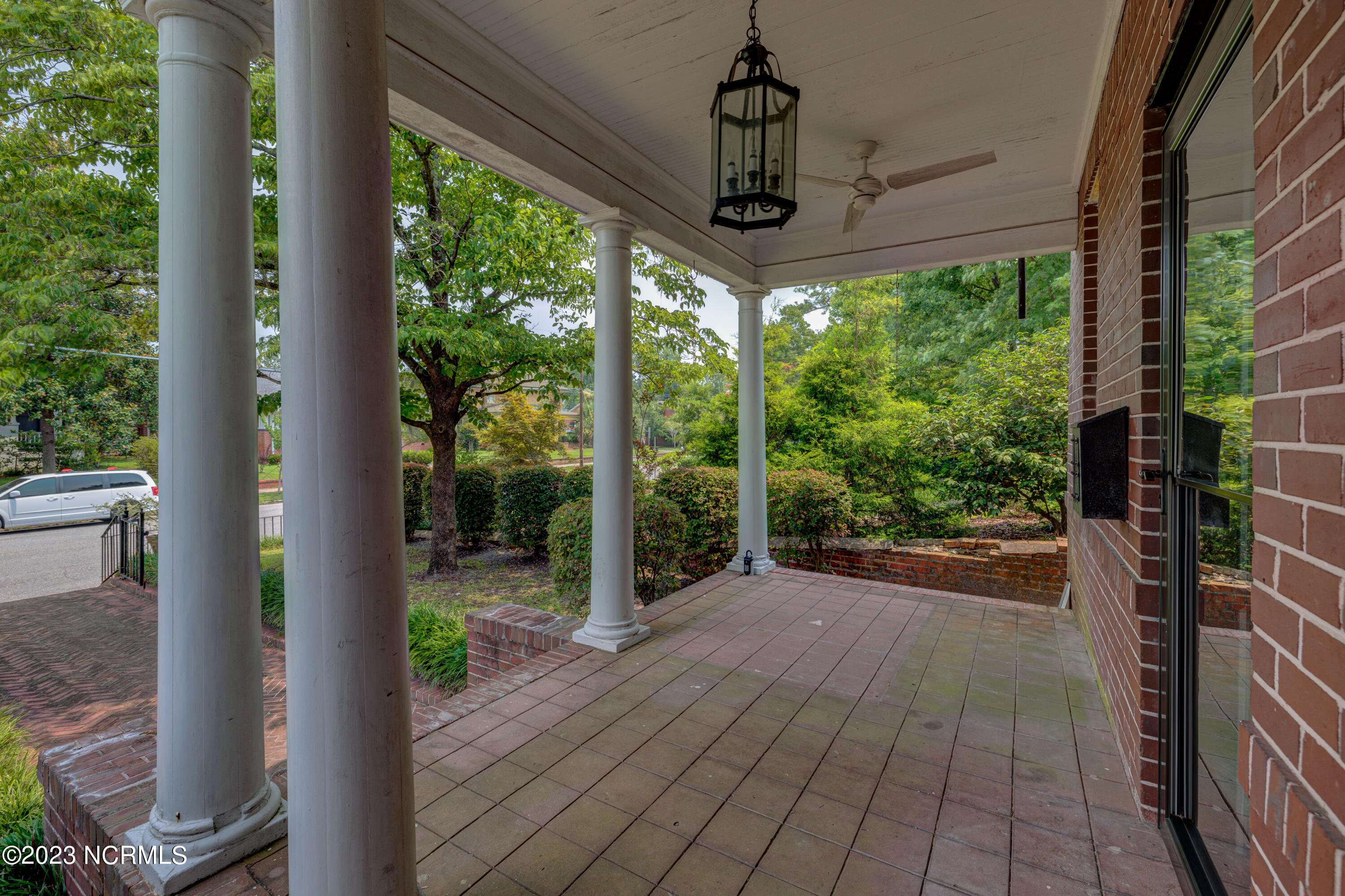 1506 Princess Street