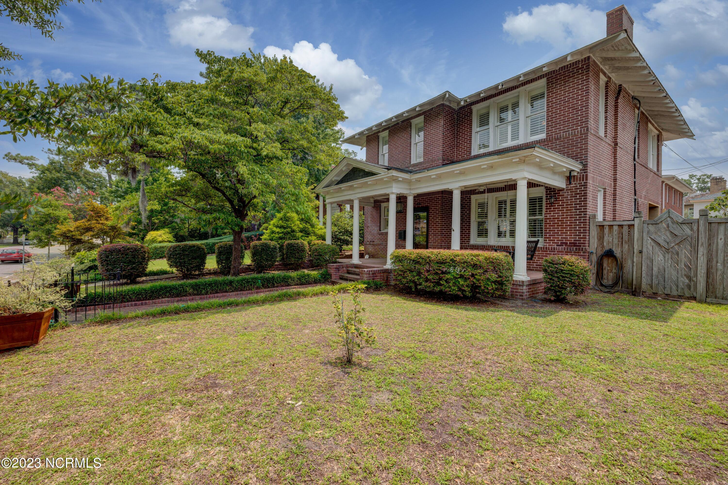 1506 Princess Street