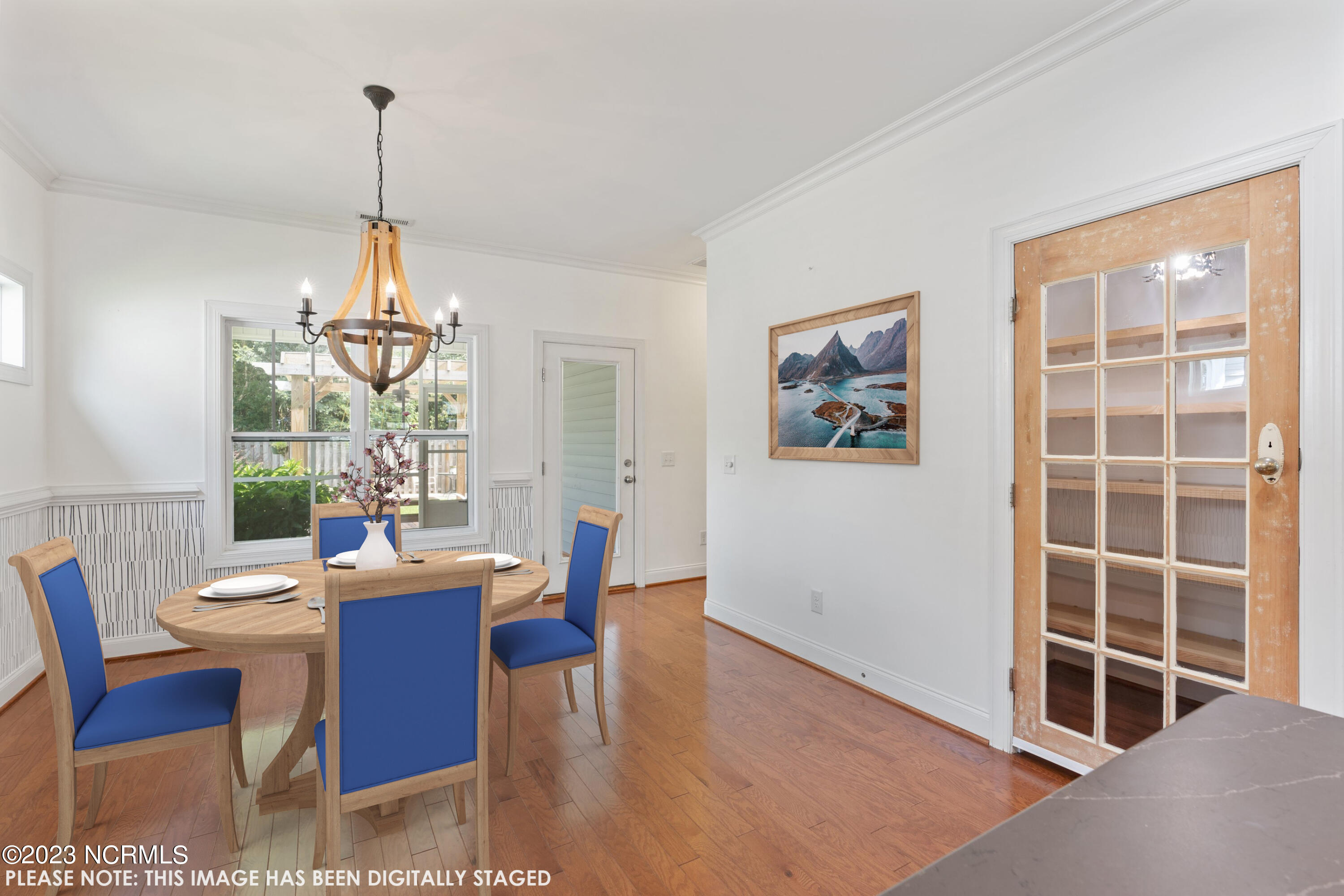 390 Southbend Court NE