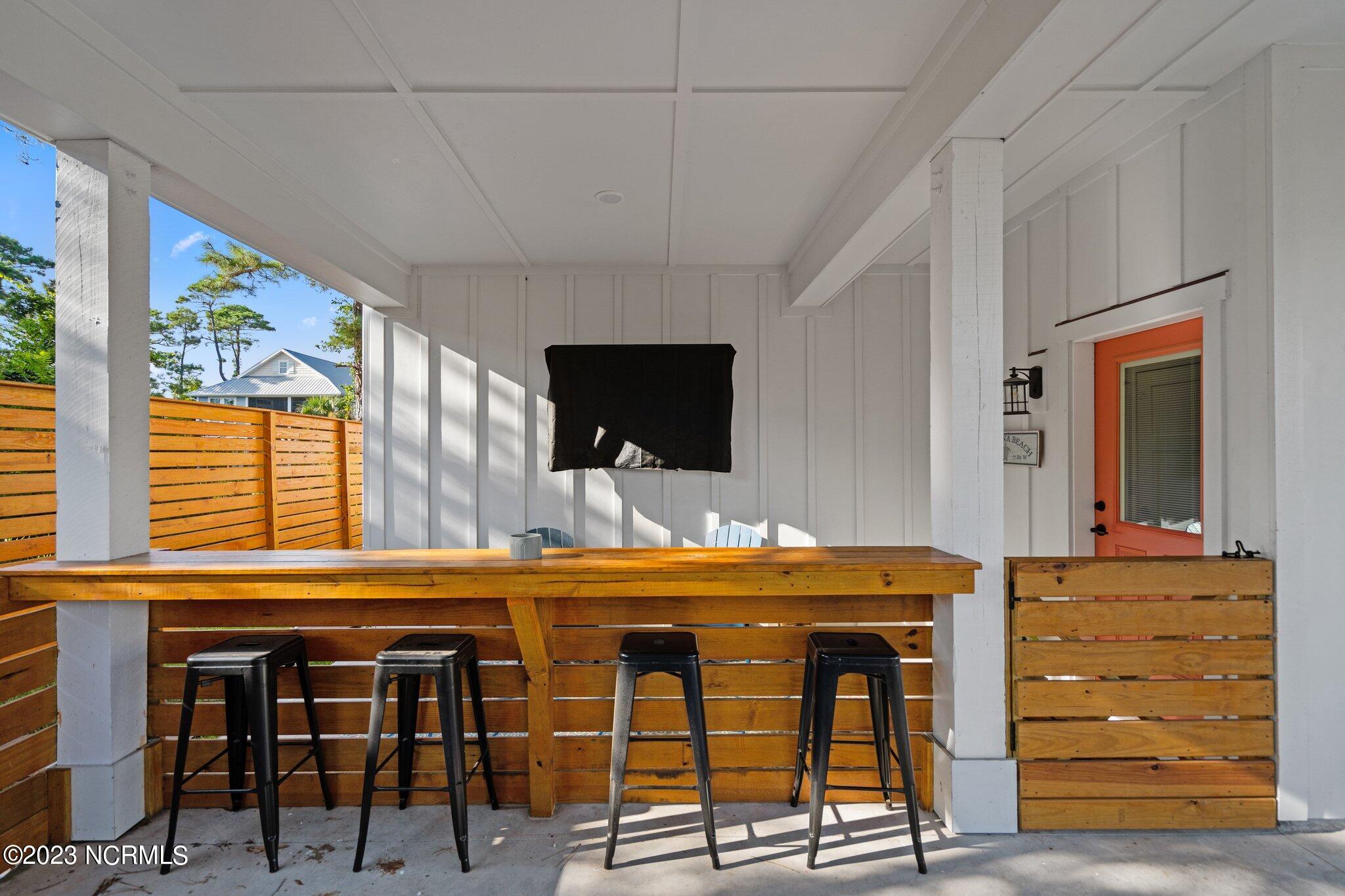 1304 Bonito Lane