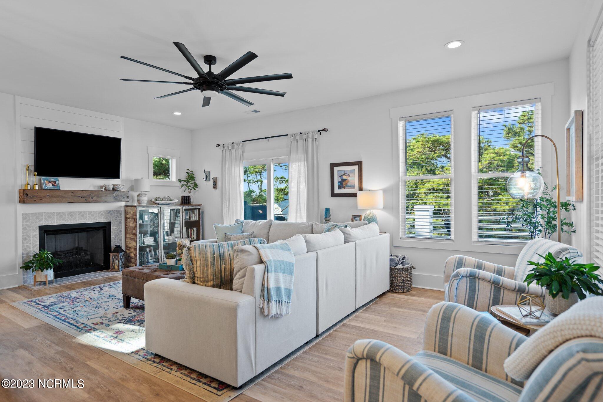 1304 Bonito Lane