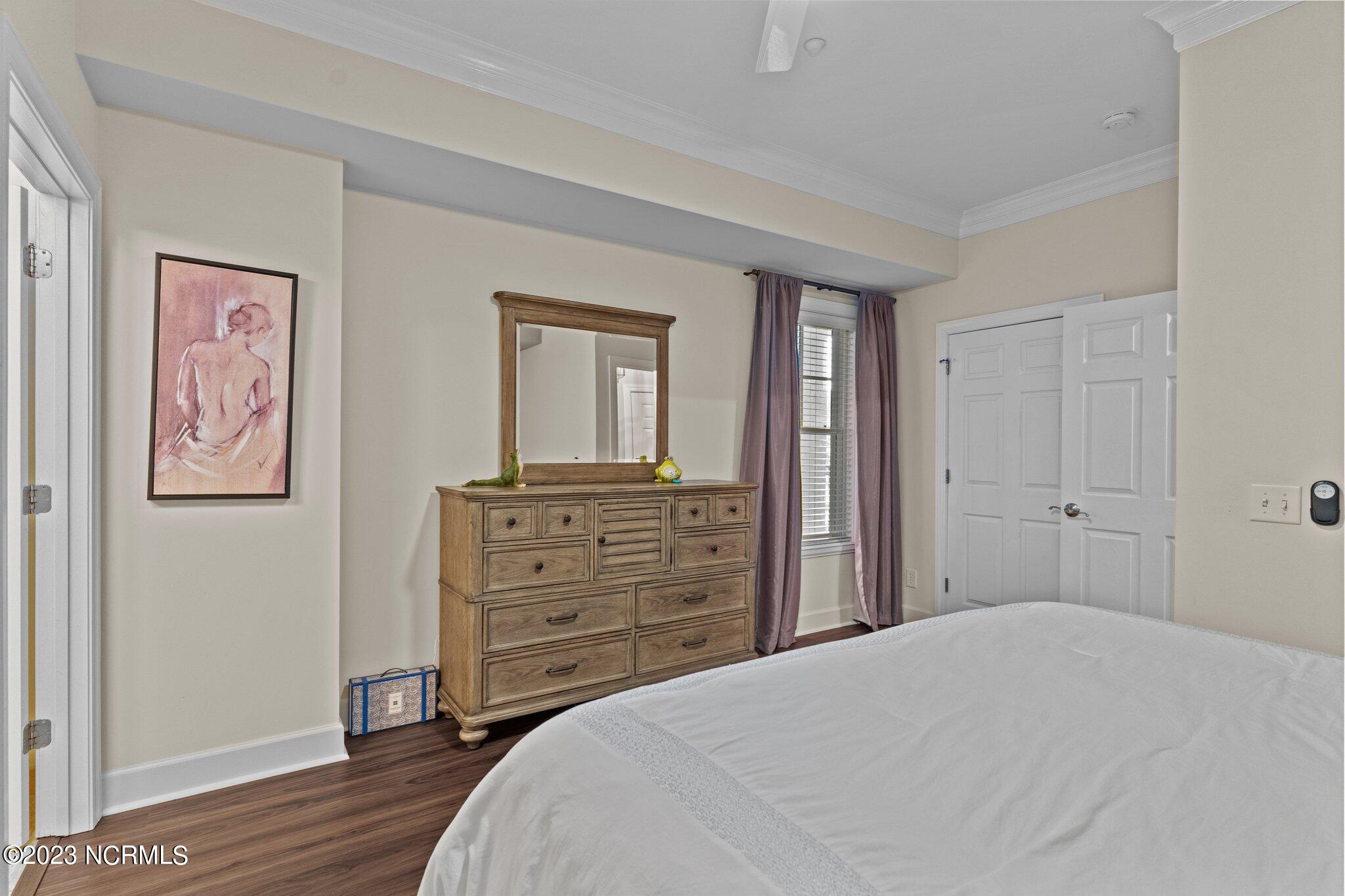 124 Walnut Street, Apt 206