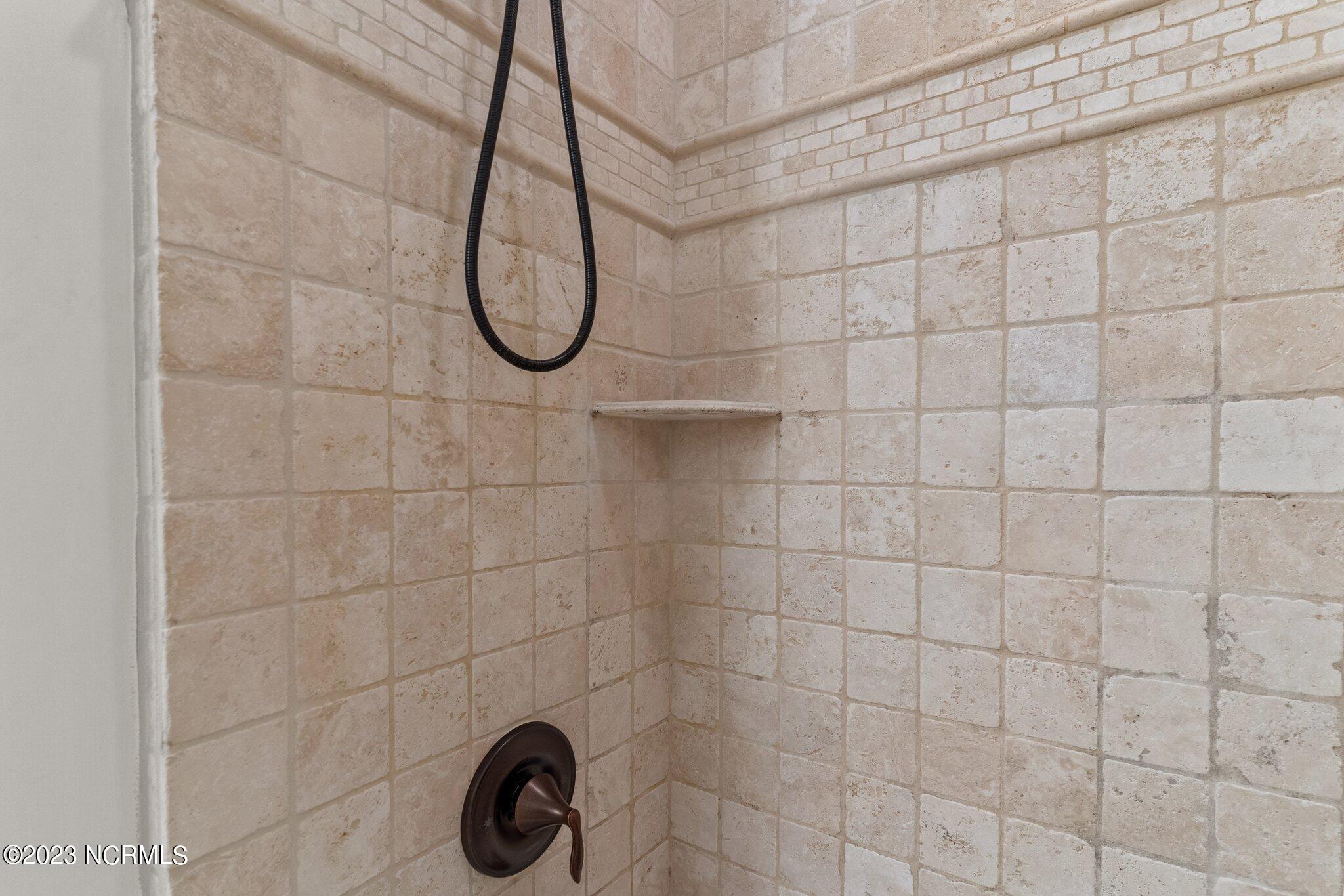 124 Walnut Street, Apt 206