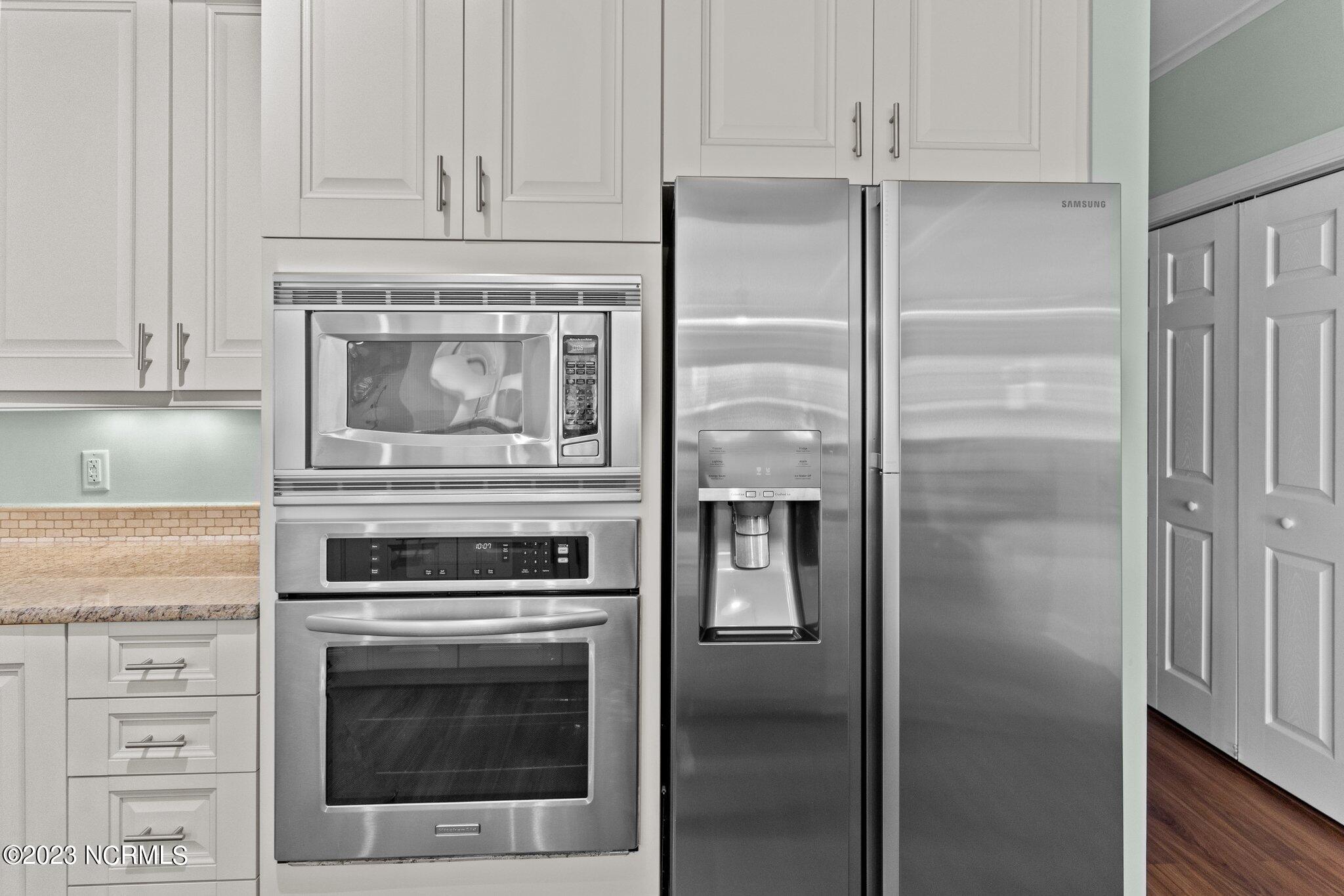 124 Walnut Street, Apt 206