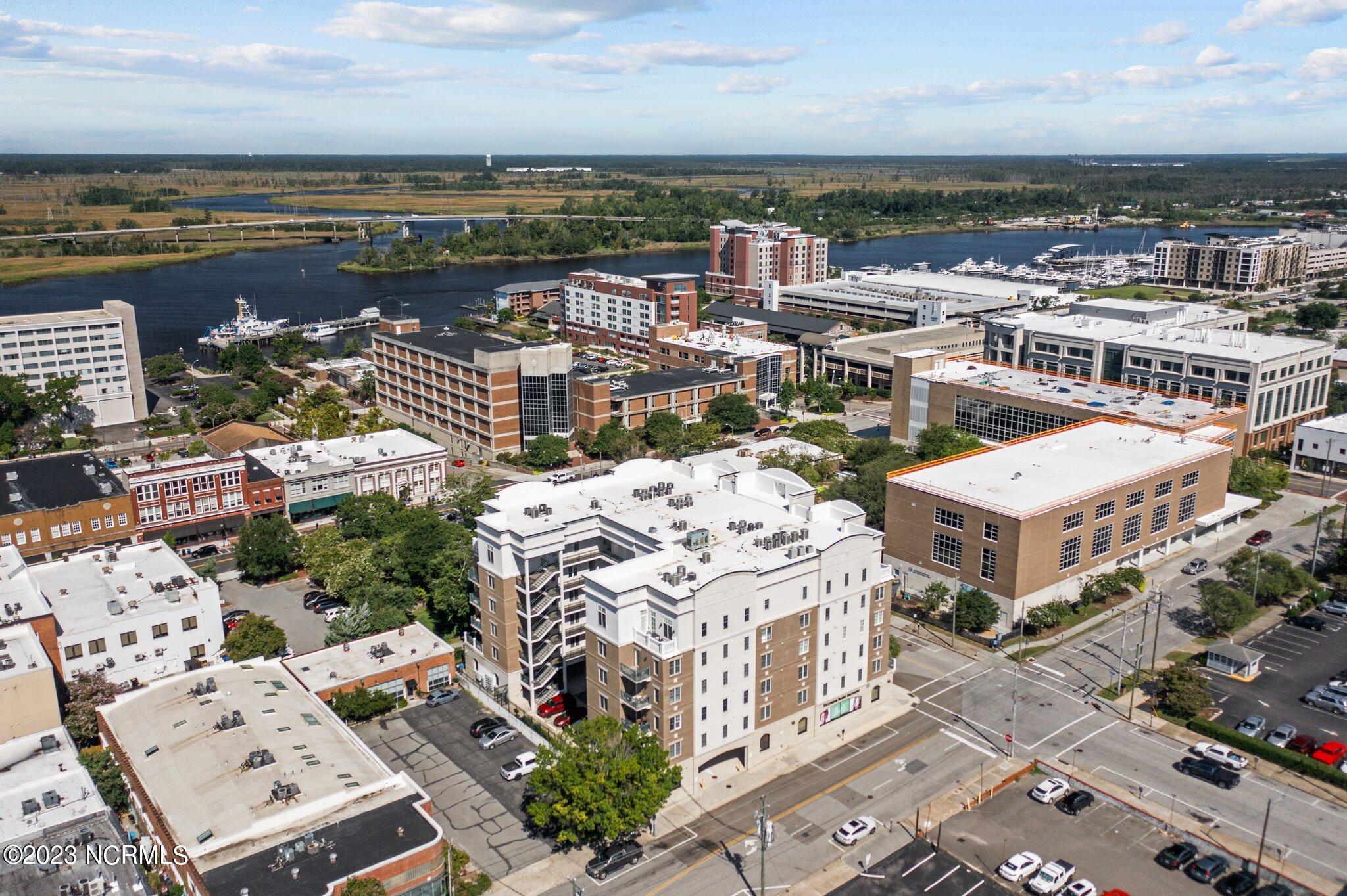 124 Walnut Street, Apt 206