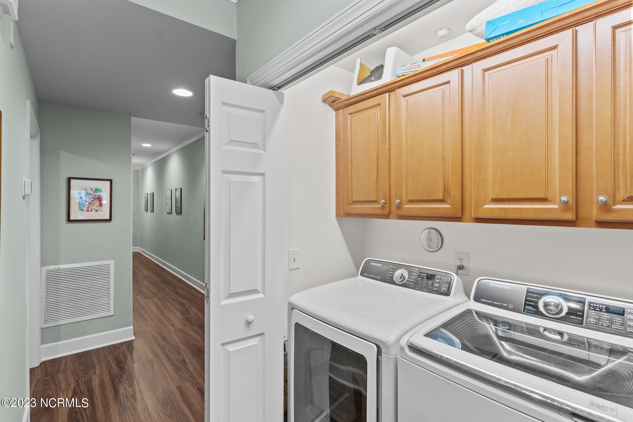 124 Walnut Street, Apt 206