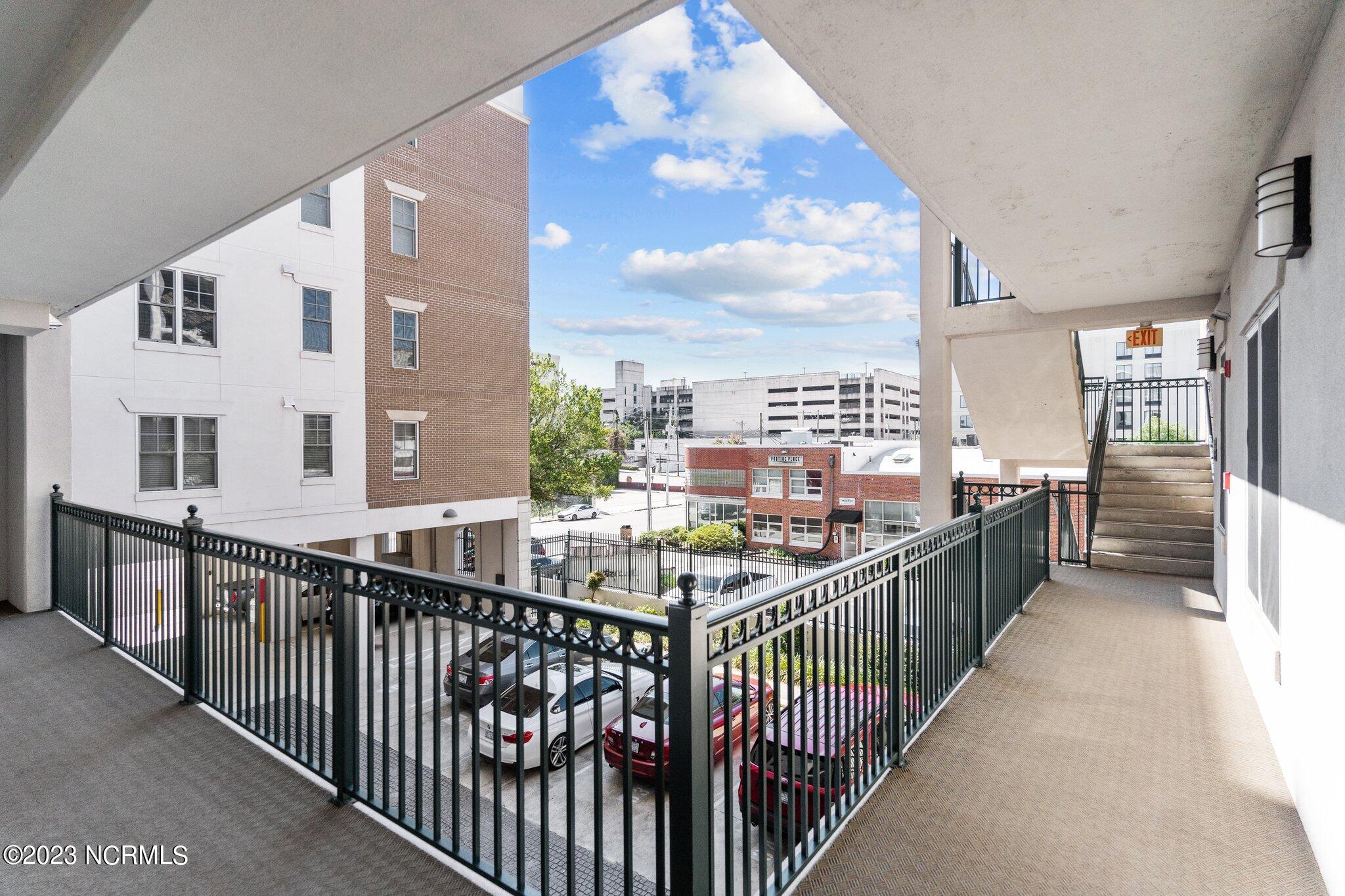 124 Walnut Street, Apt 206