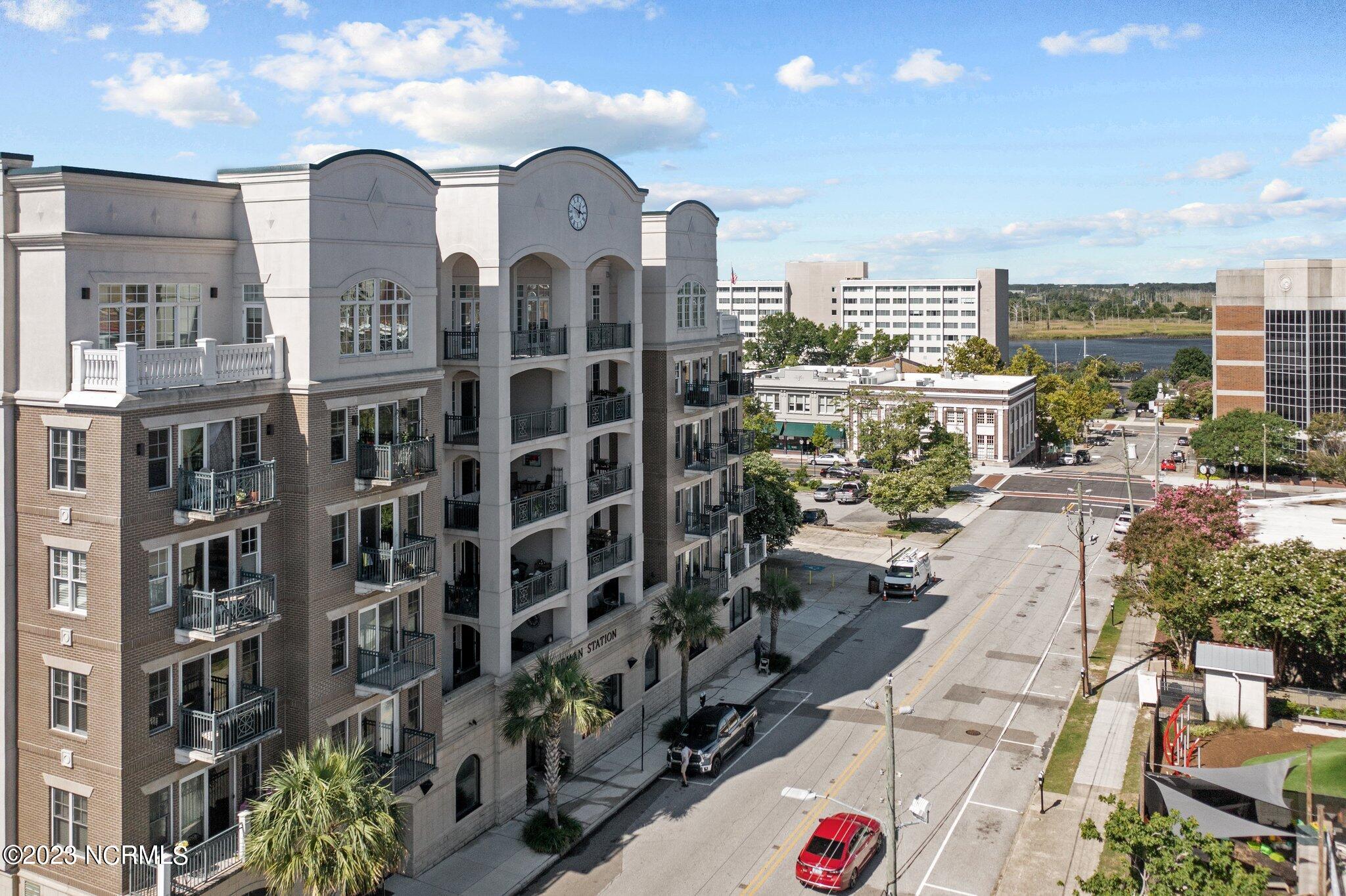 124 Walnut Street, Apt 206