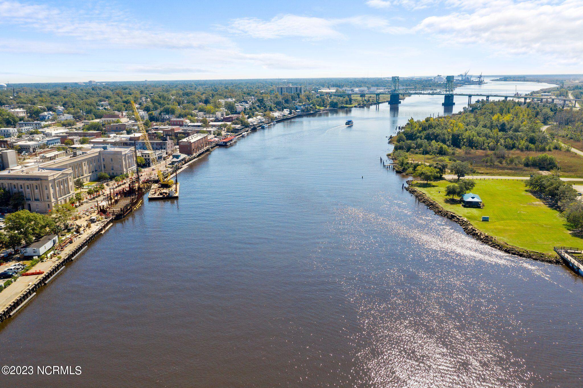 124 Walnut Street, Apt 206